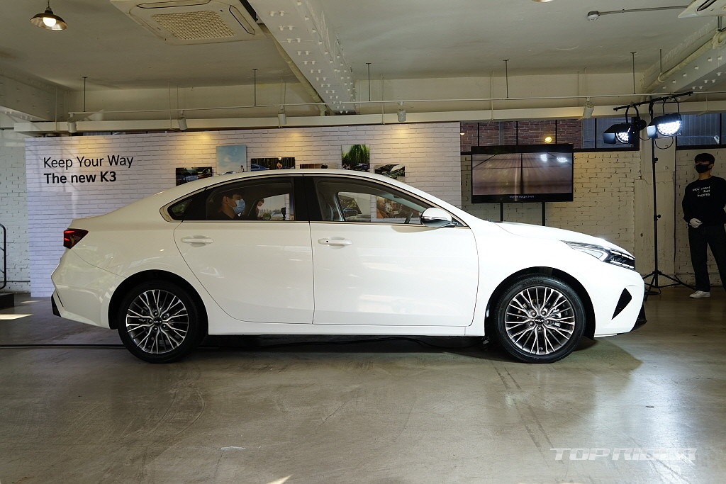 Ảnh thực tế Kia Cerato 2021 ảnh 3 Anh thuc te Kia Cerato 2021 anh 3