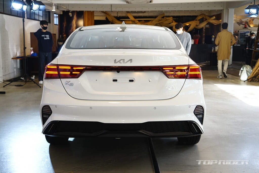Ảnh thực tế Kia Cerato 2021 ảnh 4 Anh thuc te Kia Cerato 2021 anh 4