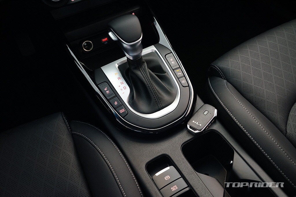Ảnh thực tế Kia Cerato 2021 ảnh 16 Anh thuc te Kia Cerato 2021 anh 16