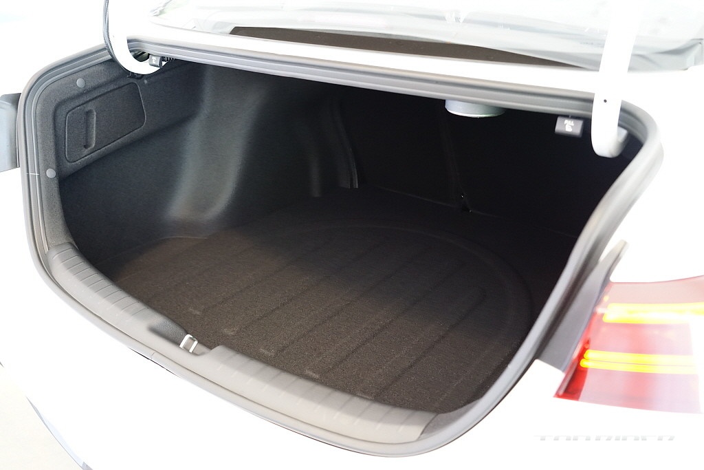 Ảnh thực tế Kia Cerato 2021 ảnh 24 Anh thuc te Kia Cerato 2021 anh 24