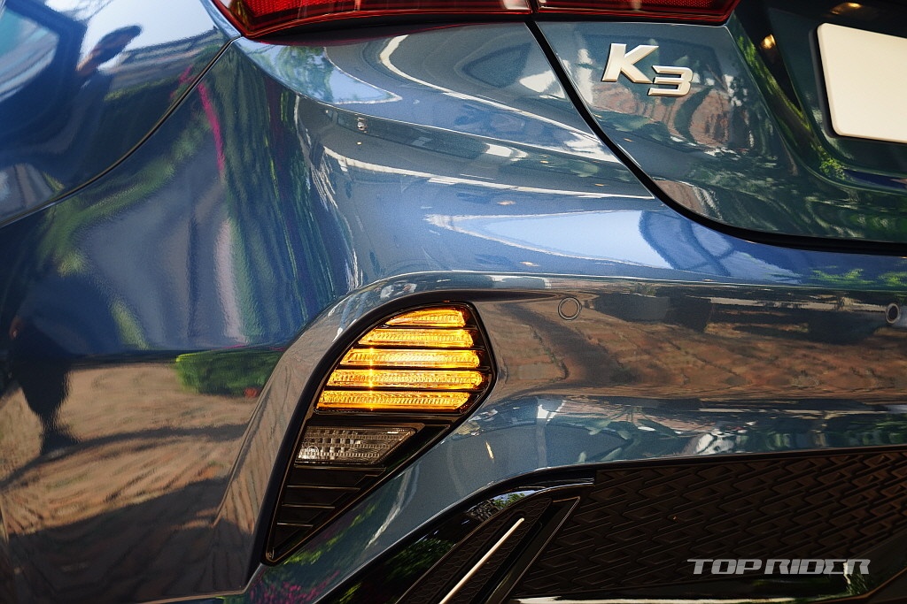 Ảnh thực tế Kia Cerato 2021 ảnh 11 Anh thuc te Kia Cerato 2021 anh 11