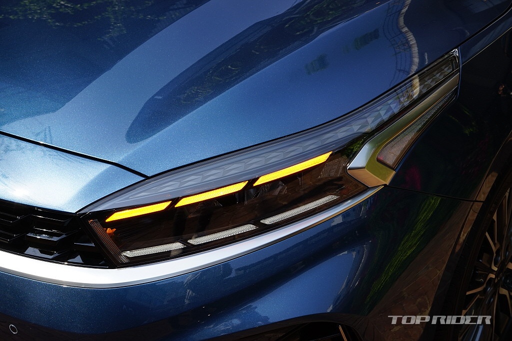 Ảnh thực tế Kia Cerato 2021 ảnh 10 Anh thuc te Kia Cerato 2021 anh 10
