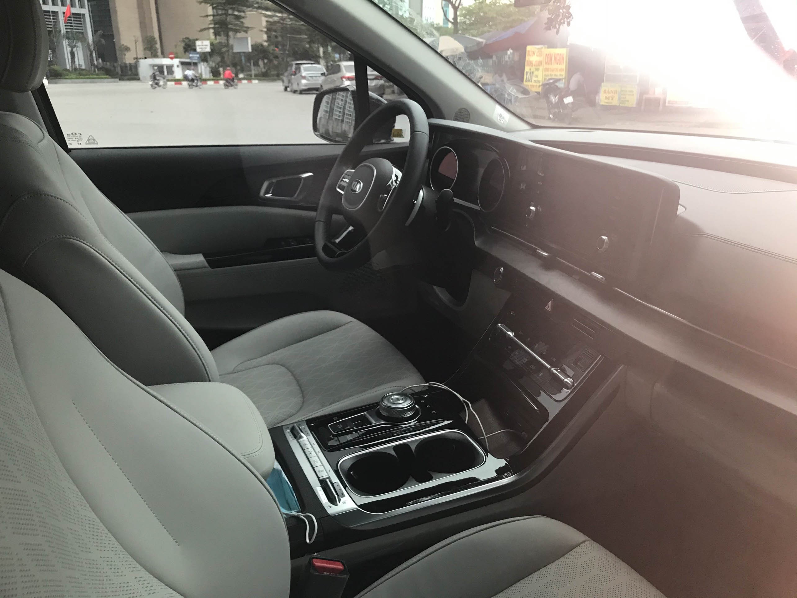 Kia Sedona 2021 xuất hiện tại Hà Nội ảnh 7 Kia Sedona 2021 xuat hien tai Ha Noi anh 7