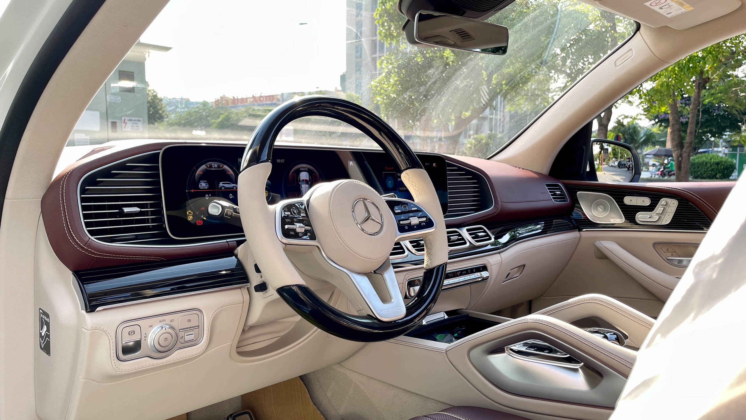 Mercedes-Maybach GLS 600 tai Viet Nam anh 17