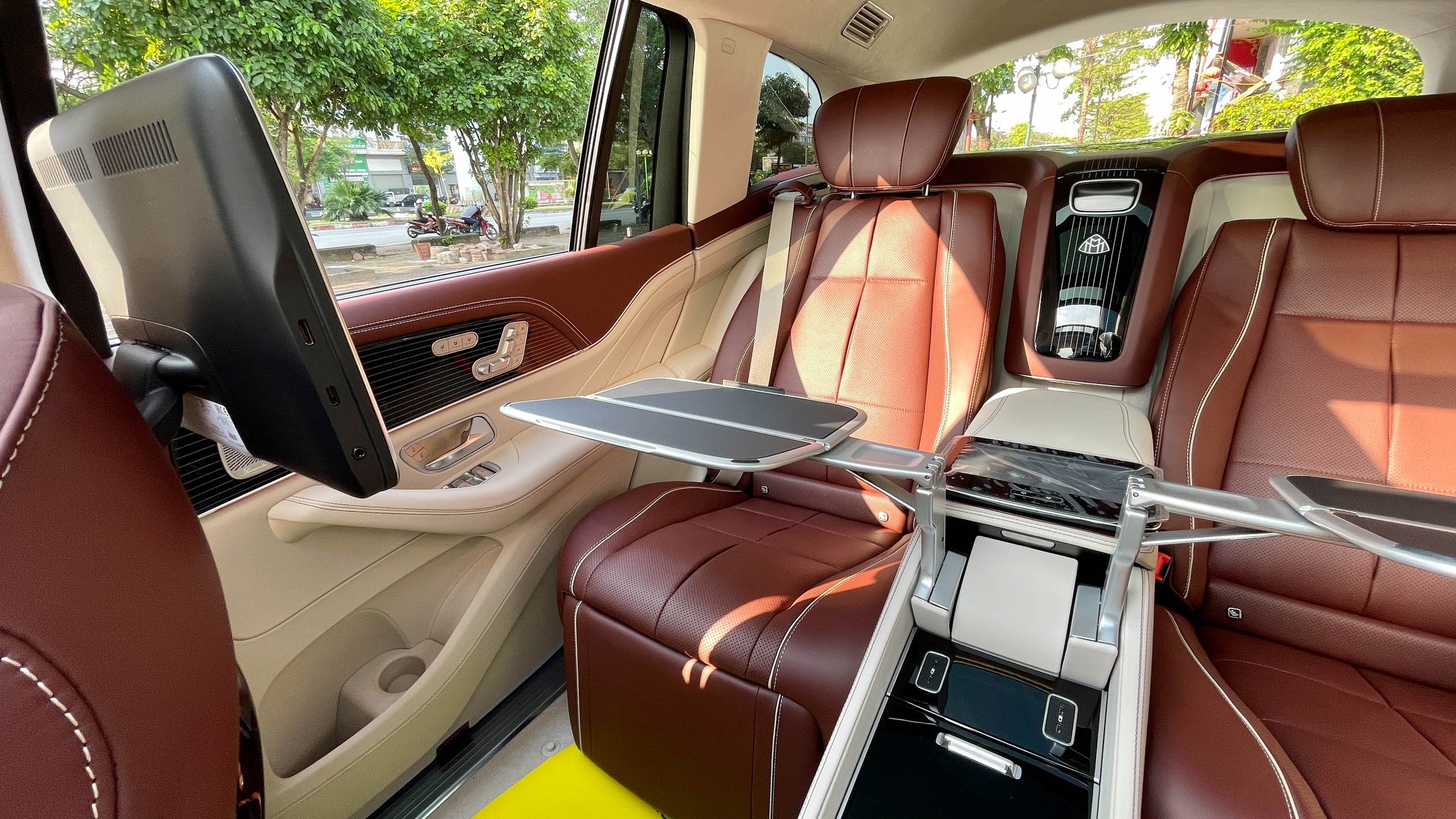 Mercedes-Maybach GLS 600 tai Viet Nam anh 23