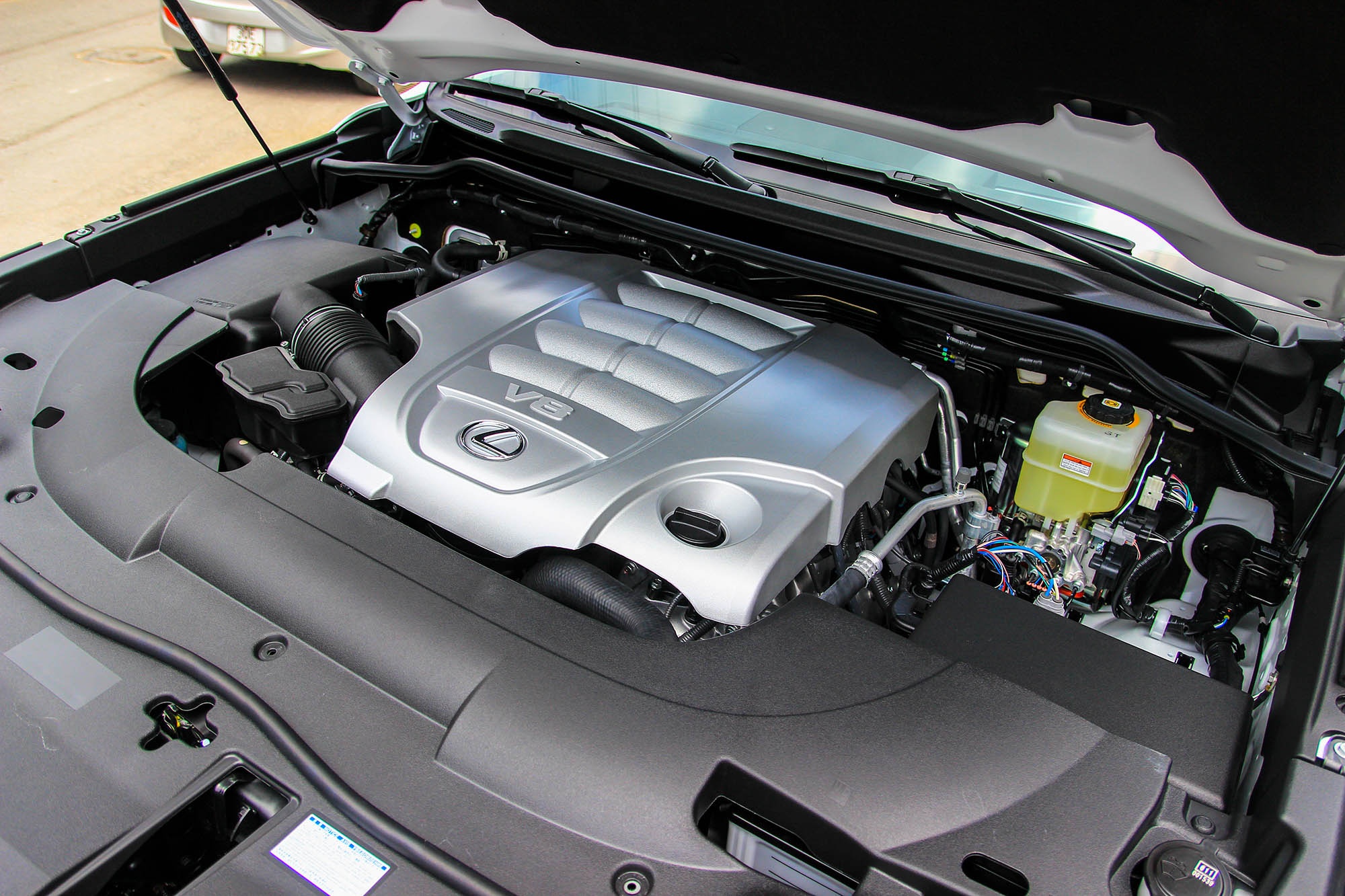 Lexus LX570 Supersport do MBS anh 16