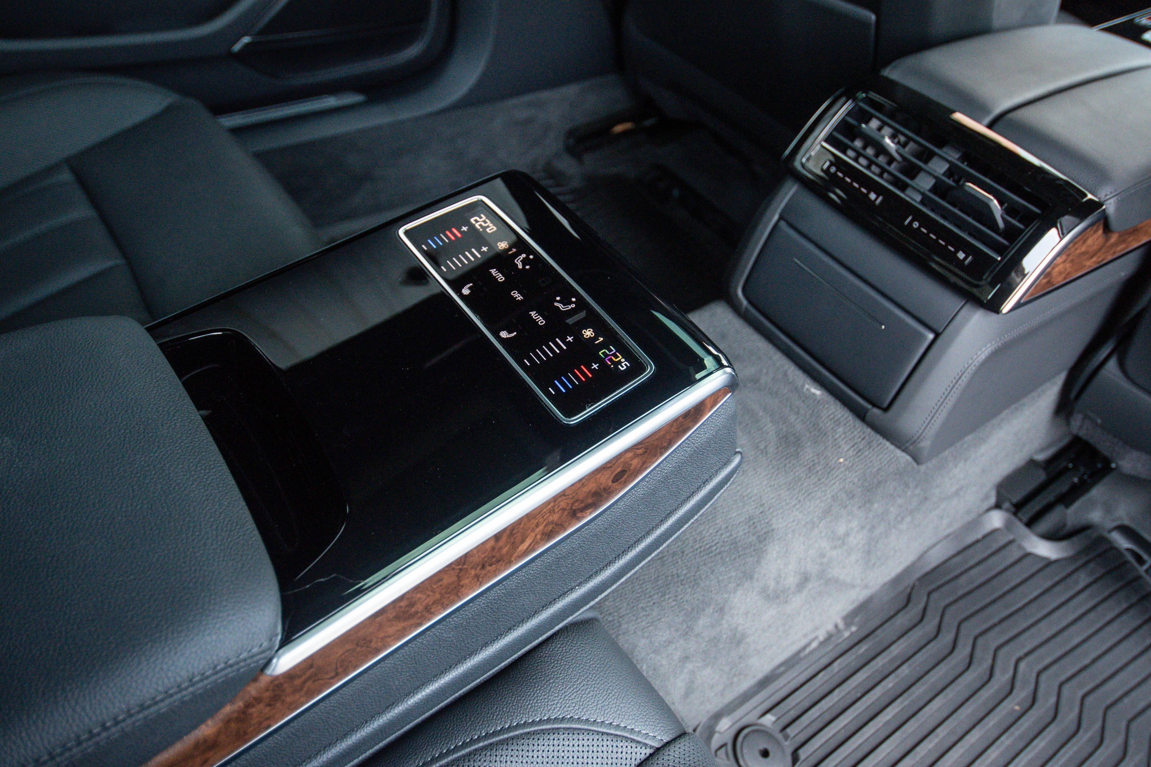 chi tiet Audi A8 L 2021 tai Viet Nam anh 12