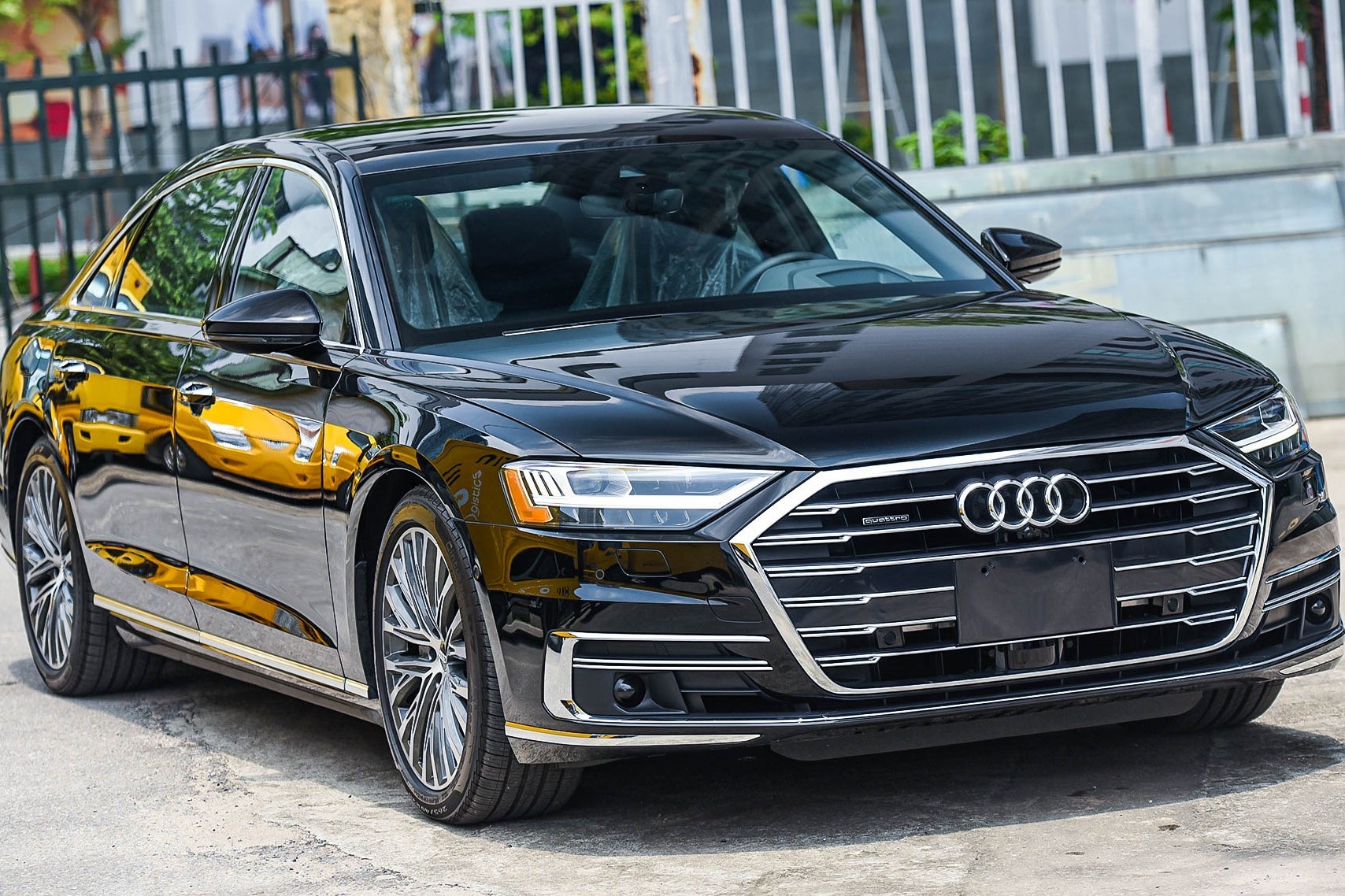 Chi tiet Audi A8 doi 2021 phien ban truc co so keo dai tai Viet Nam hinh anh