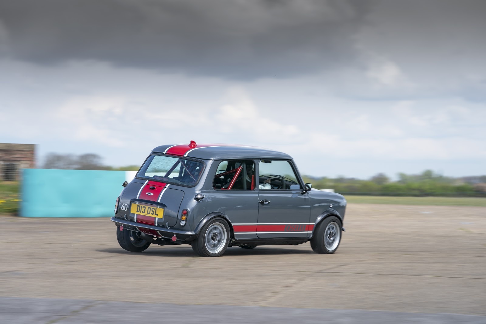 xe cổ Mini được phục chế ảnh 18 xe co Mini duoc phuc che anh 18