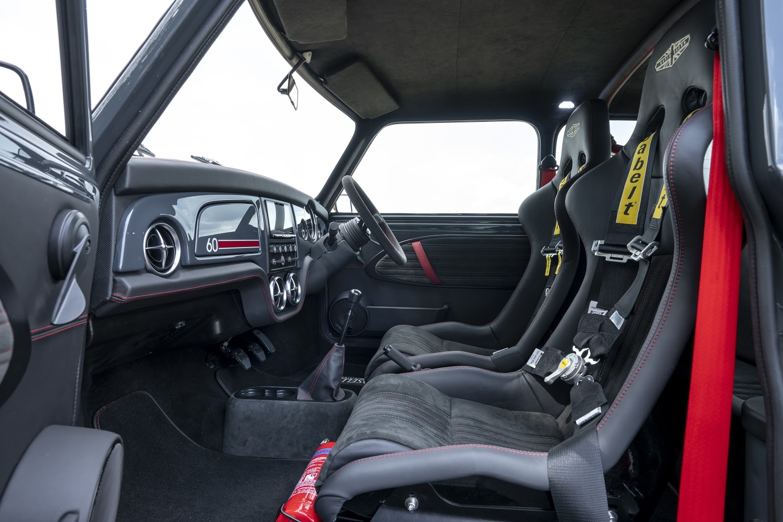 xe cổ Mini được phục chế ảnh 11 xe co Mini duoc phuc che anh 11