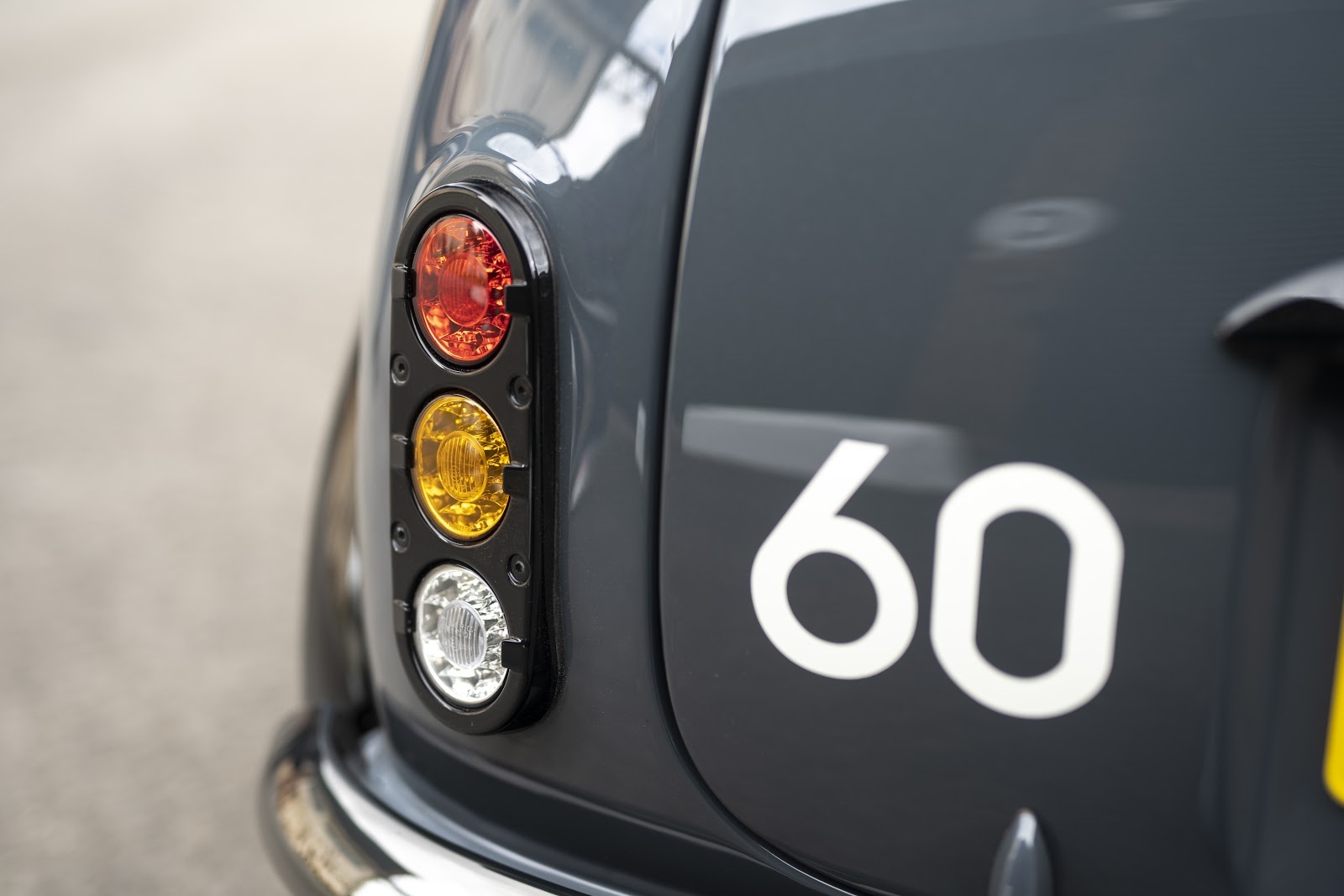 xe cổ Mini được phục chế ảnh 9 xe co Mini duoc phuc che anh 9