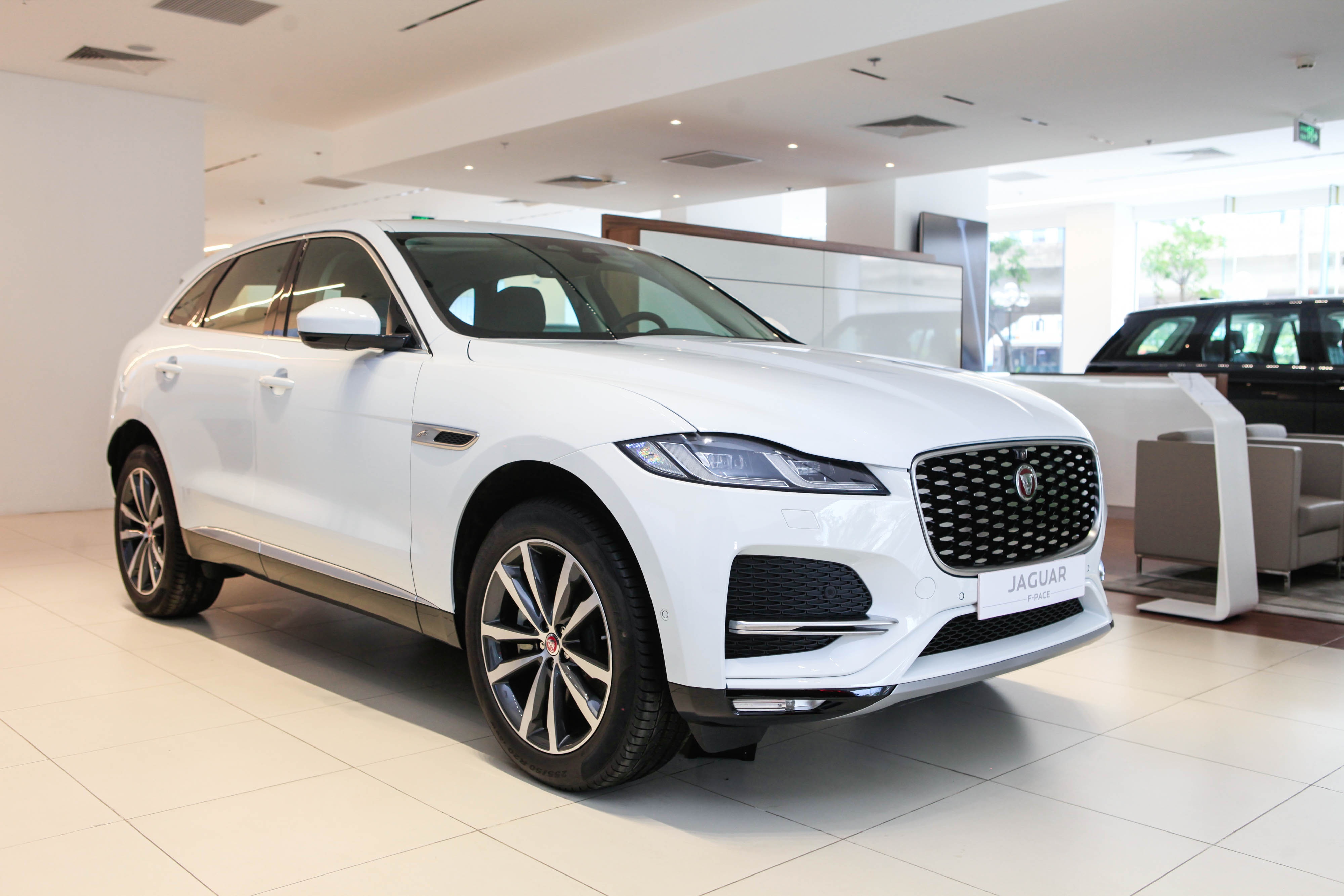 chi tiết Jaguar F-Pace 2021 tại Việt Nam ảnh 20 chi tiet Jaguar F-Pace 2021 tai Viet Nam anh 20