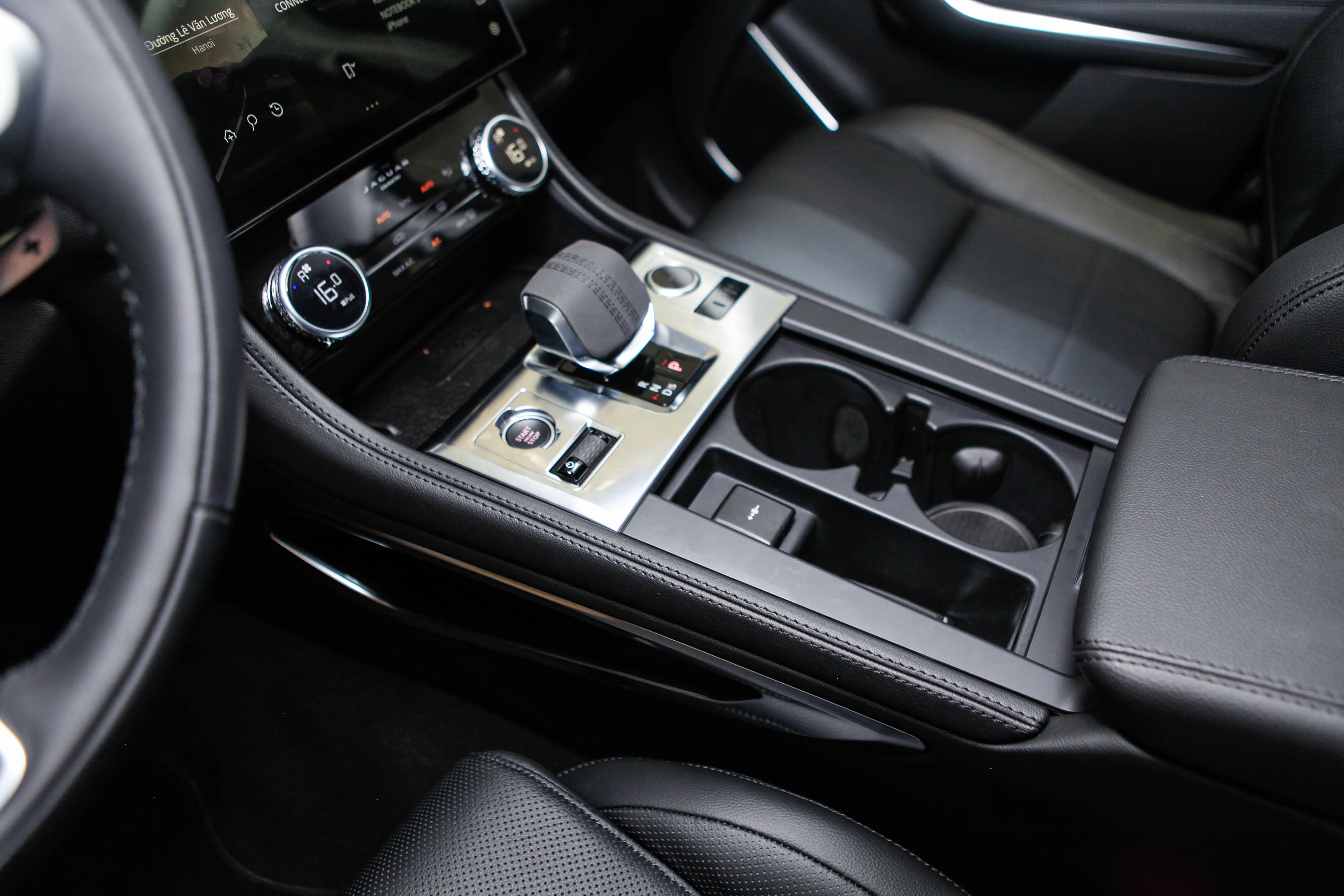 chi tiết Jaguar F-Pace 2021 tại Việt Nam ảnh 13 chi tiet Jaguar F-Pace 2021 tai Viet Nam anh 13