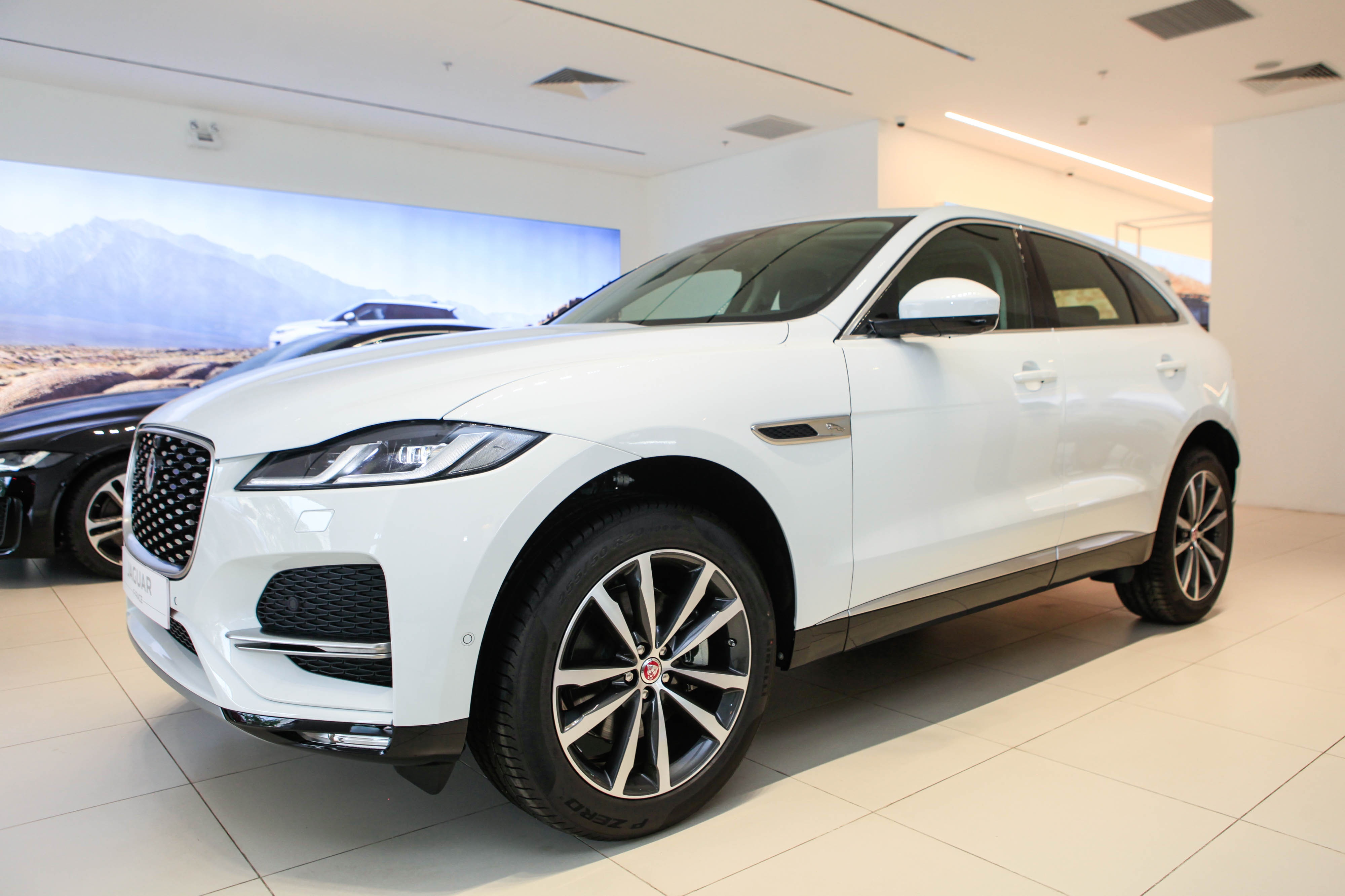 chi tiết Jaguar F-Pace 2021 tại Việt Nam ảnh 3 chi tiet Jaguar F-Pace 2021 tai Viet Nam anh 3