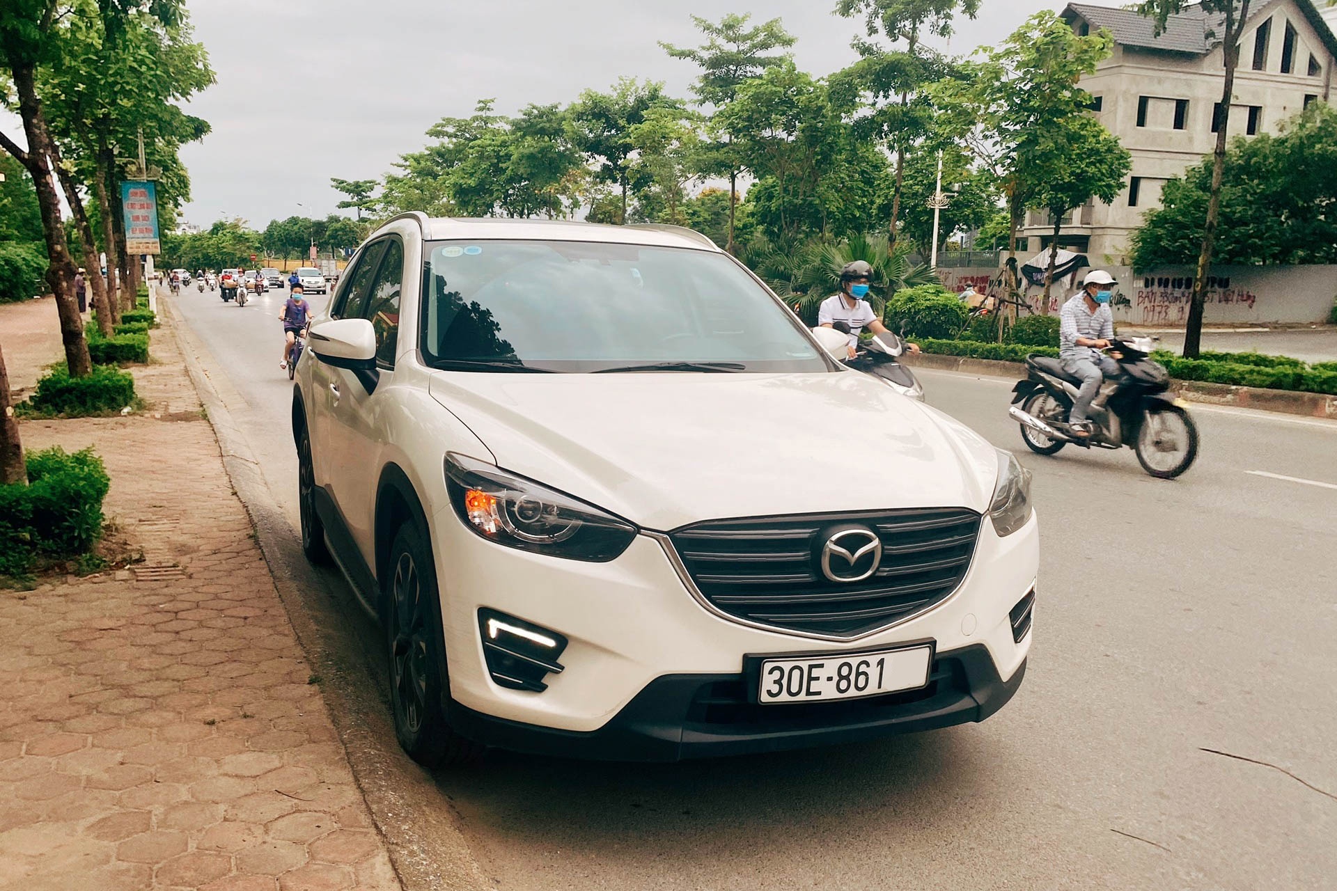 Chu xe danh gia Mazda CX-5 2017 anh 3