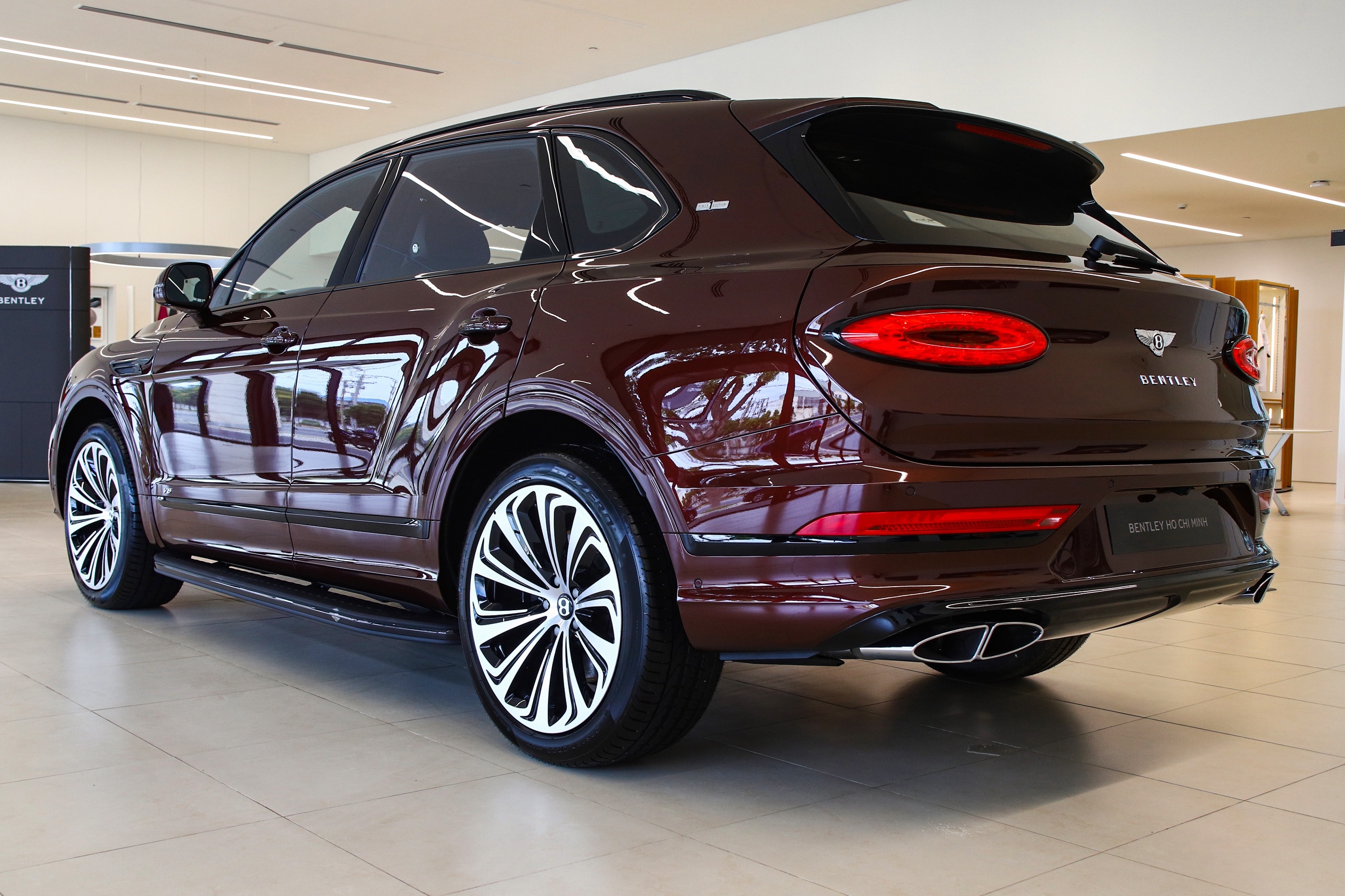 Rolls-Royce, Land Rover tại Việt Nam ảnh 14 Rolls-Royce, Land Rover tai Viet Nam anh 14