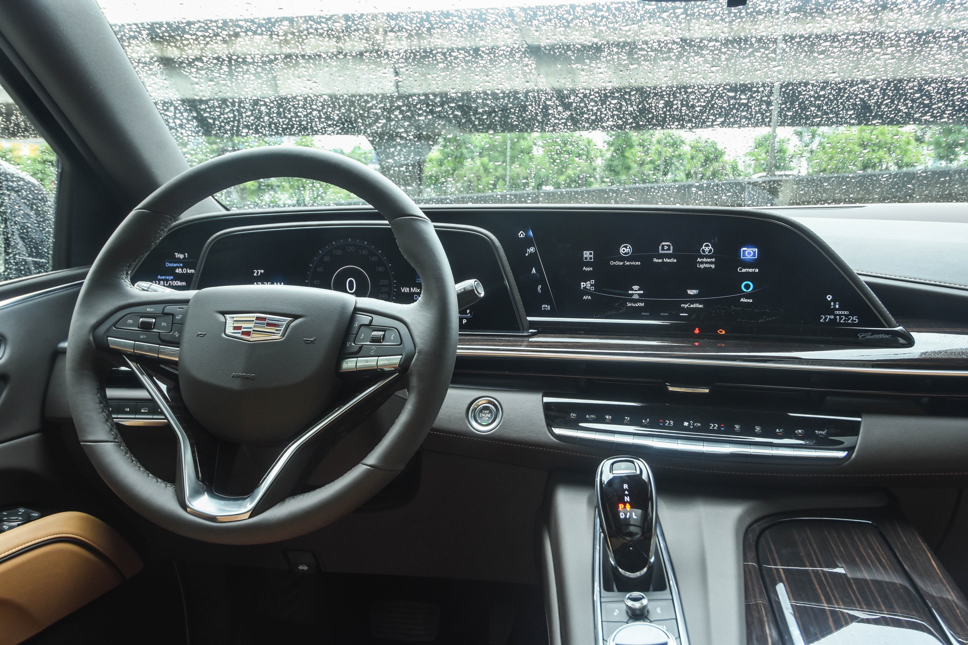 Chi tiết Cadillac Escalade 2021 tại Việt Nam ảnh 9 Chi tiet Cadillac Escalade 2021 tai Viet Nam anh 9