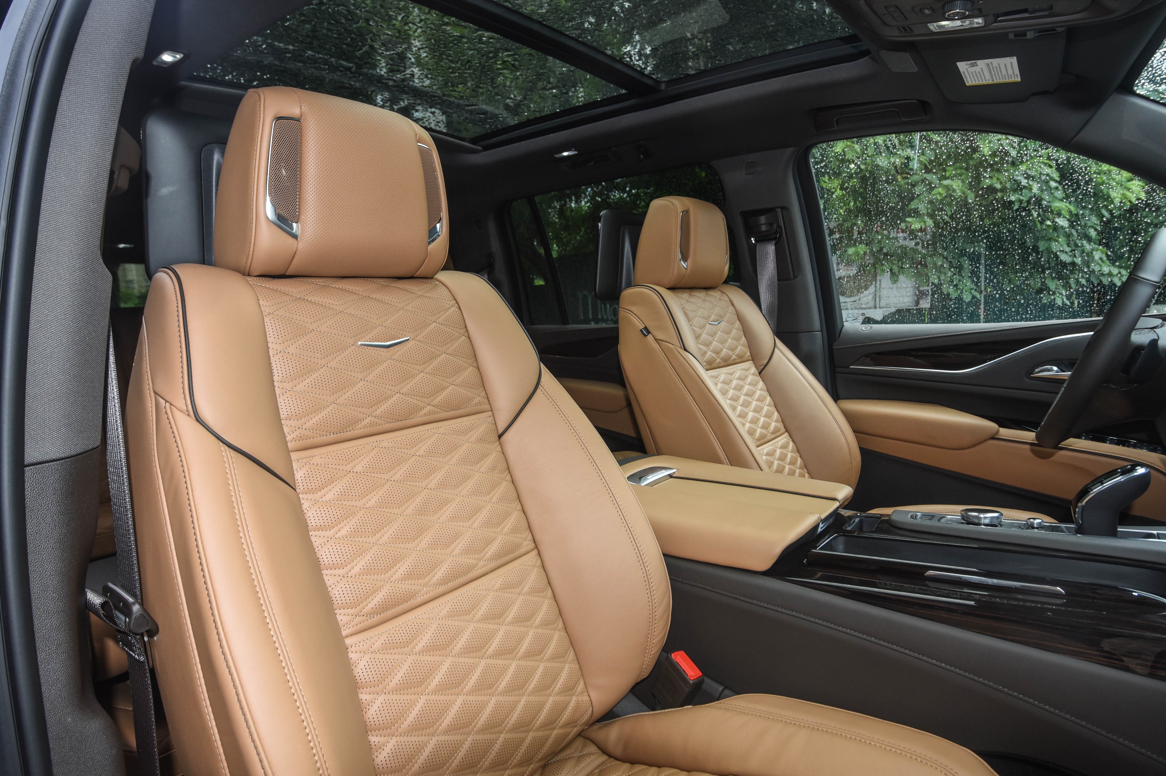 Chi tiết Cadillac Escalade 2021 tại Việt Nam ảnh 11 Chi tiet Cadillac Escalade 2021 tai Viet Nam anh 11