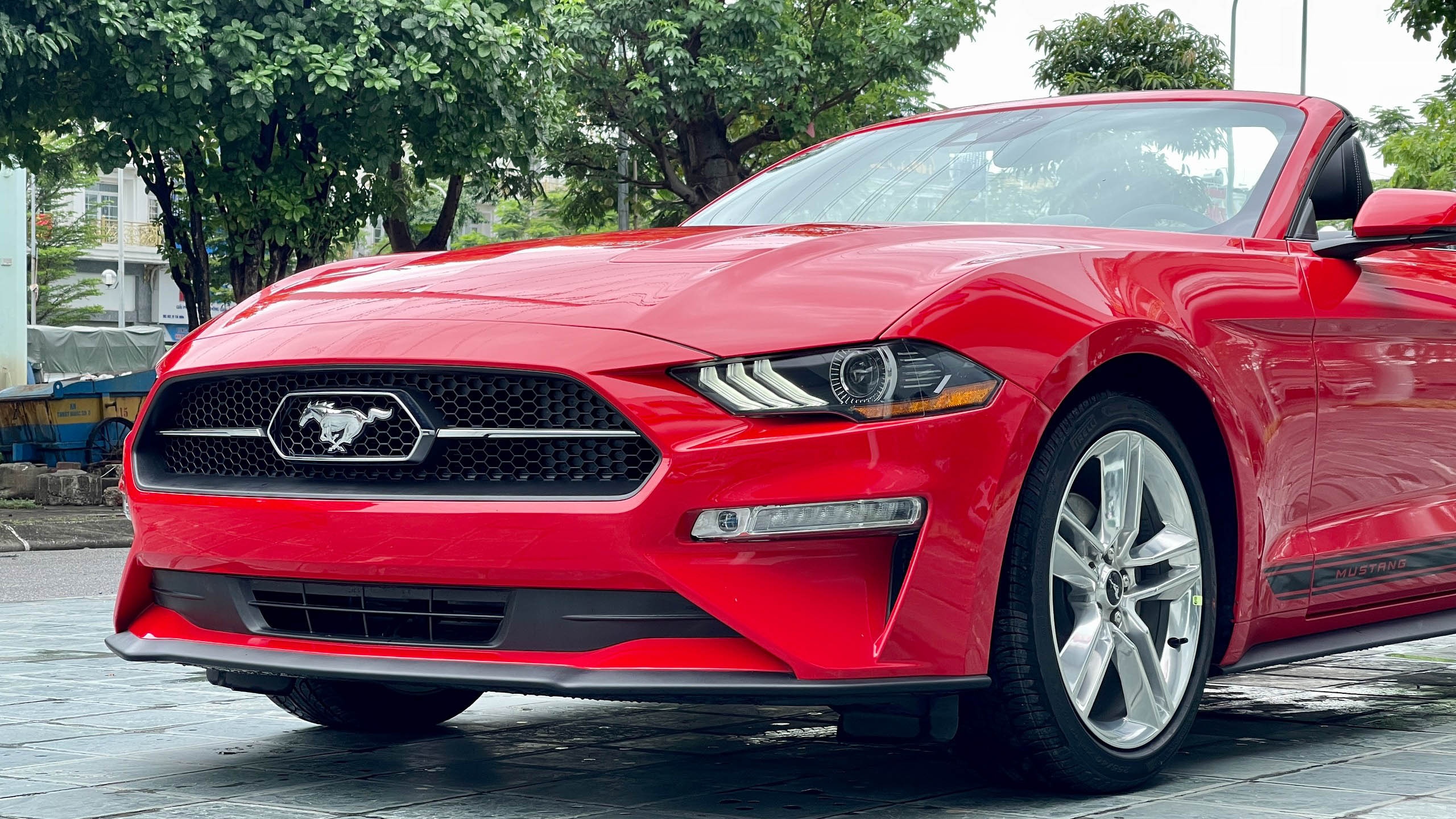 Ford Mustang 2021 tại Việt Nam ảnh 9 Ford Mustang 2021 tai Viet Nam anh 9