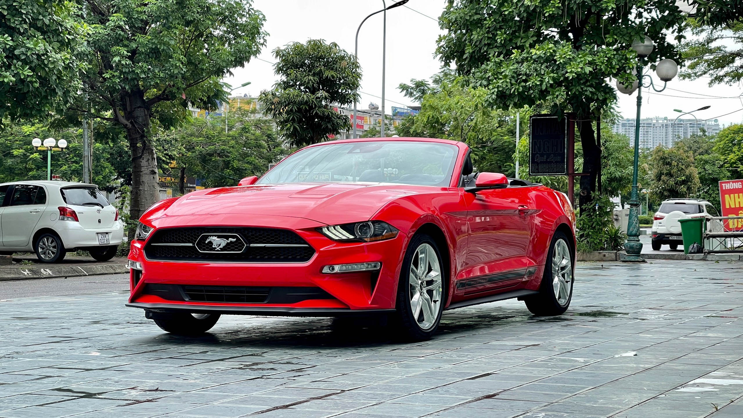 Ford Mustang 2021 tại Việt Nam ảnh 5 Ford Mustang 2021 tai Viet Nam anh 5