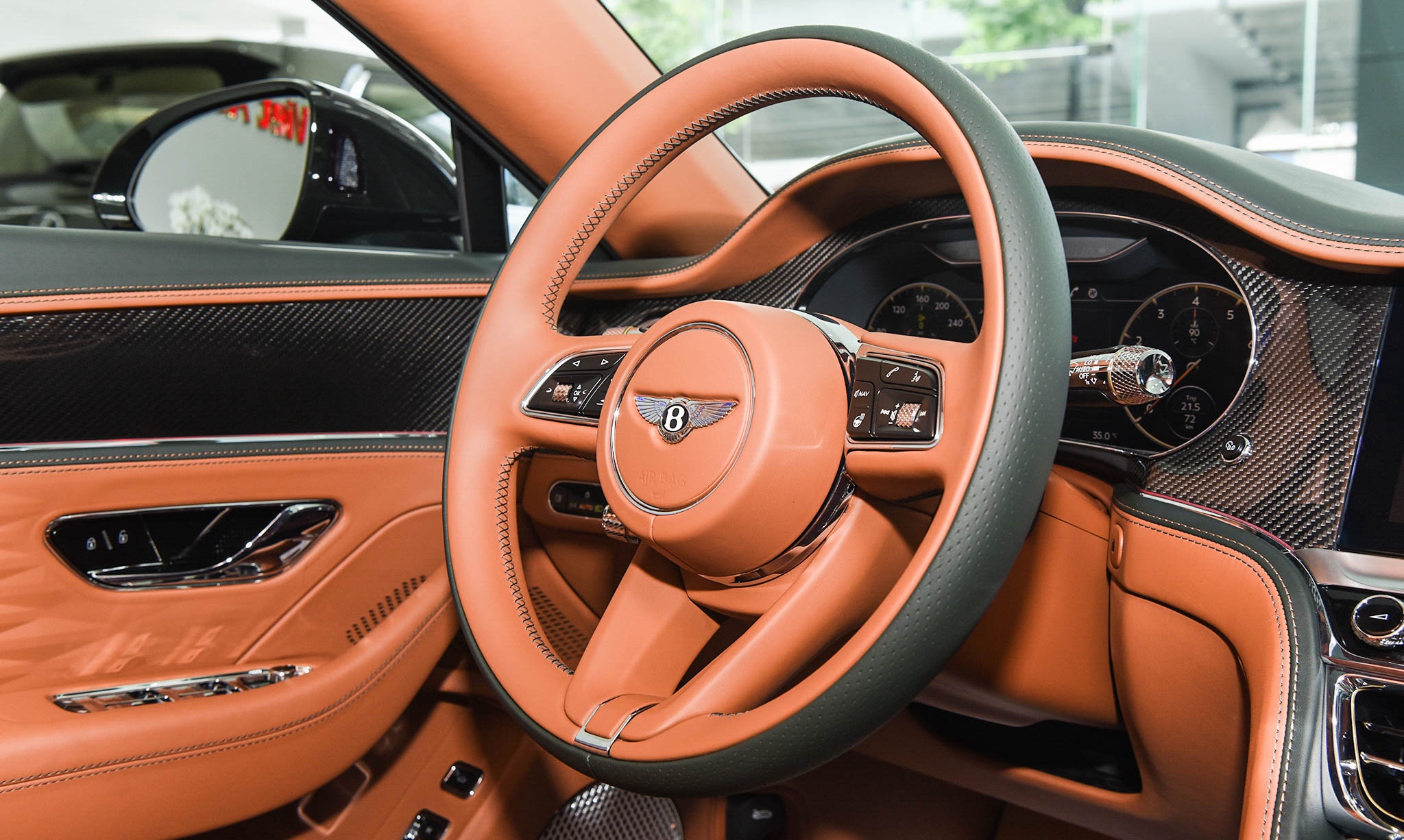 Bentley Flying Spur 2021 về Việt Nam ảnh 20 Bentley Flying Spur 2021 ve Viet Nam anh 20