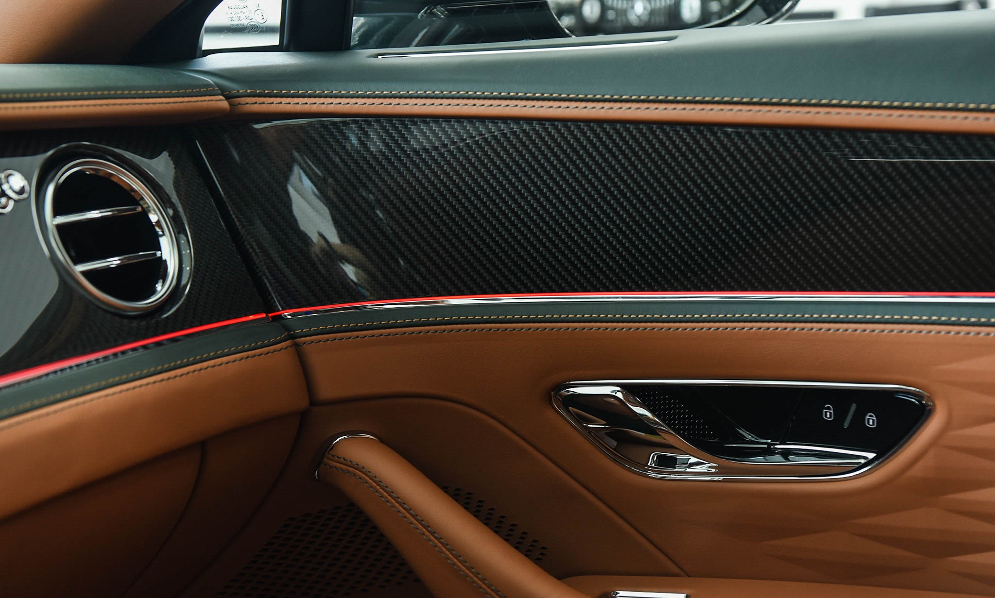 Bentley Flying Spur 2021 về Việt Nam ảnh 22 Bentley Flying Spur 2021 ve Viet Nam anh 22