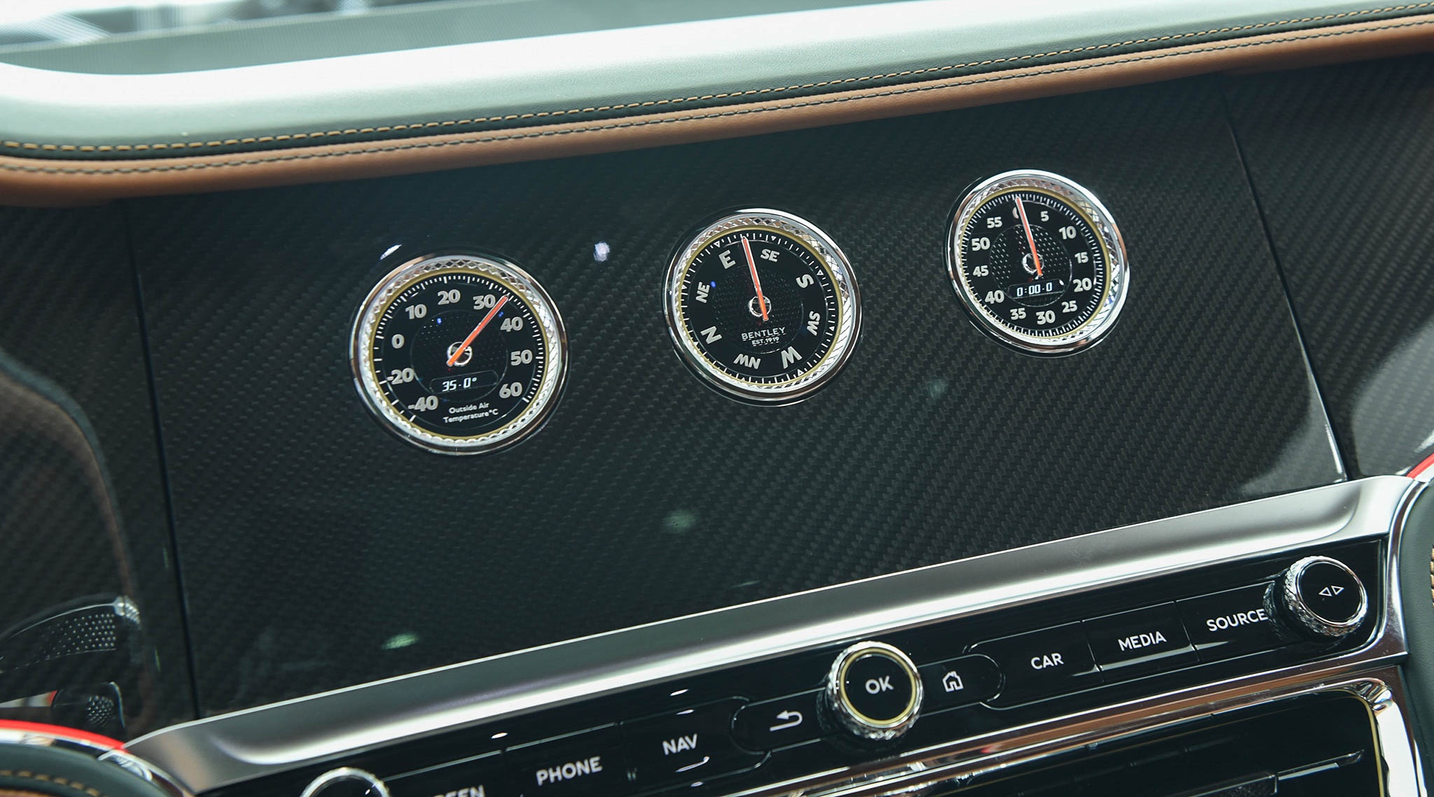 Bentley Flying Spur 2021 về Việt Nam ảnh 15 Bentley Flying Spur 2021 ve Viet Nam anh 15