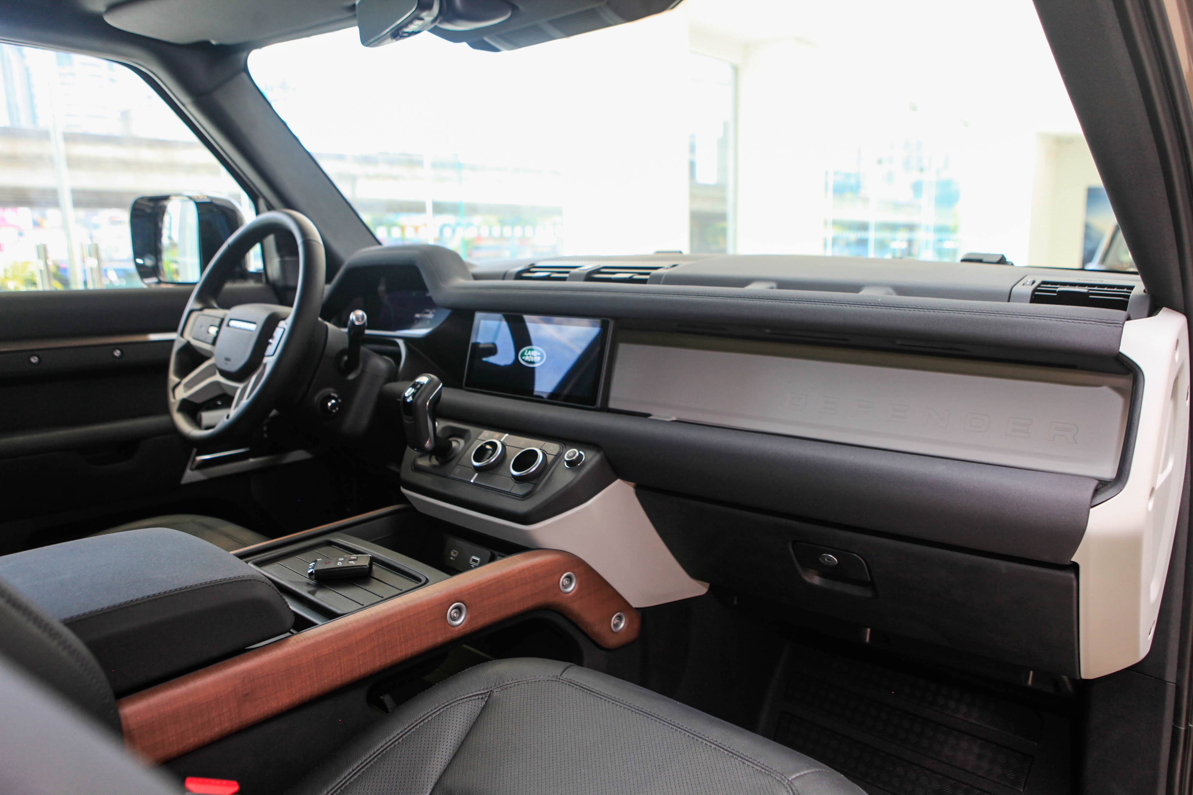 Land Rover Defender 90 tại Việt Nam ảnh 15 Land Rover Defender 90 tai Viet Nam anh 15