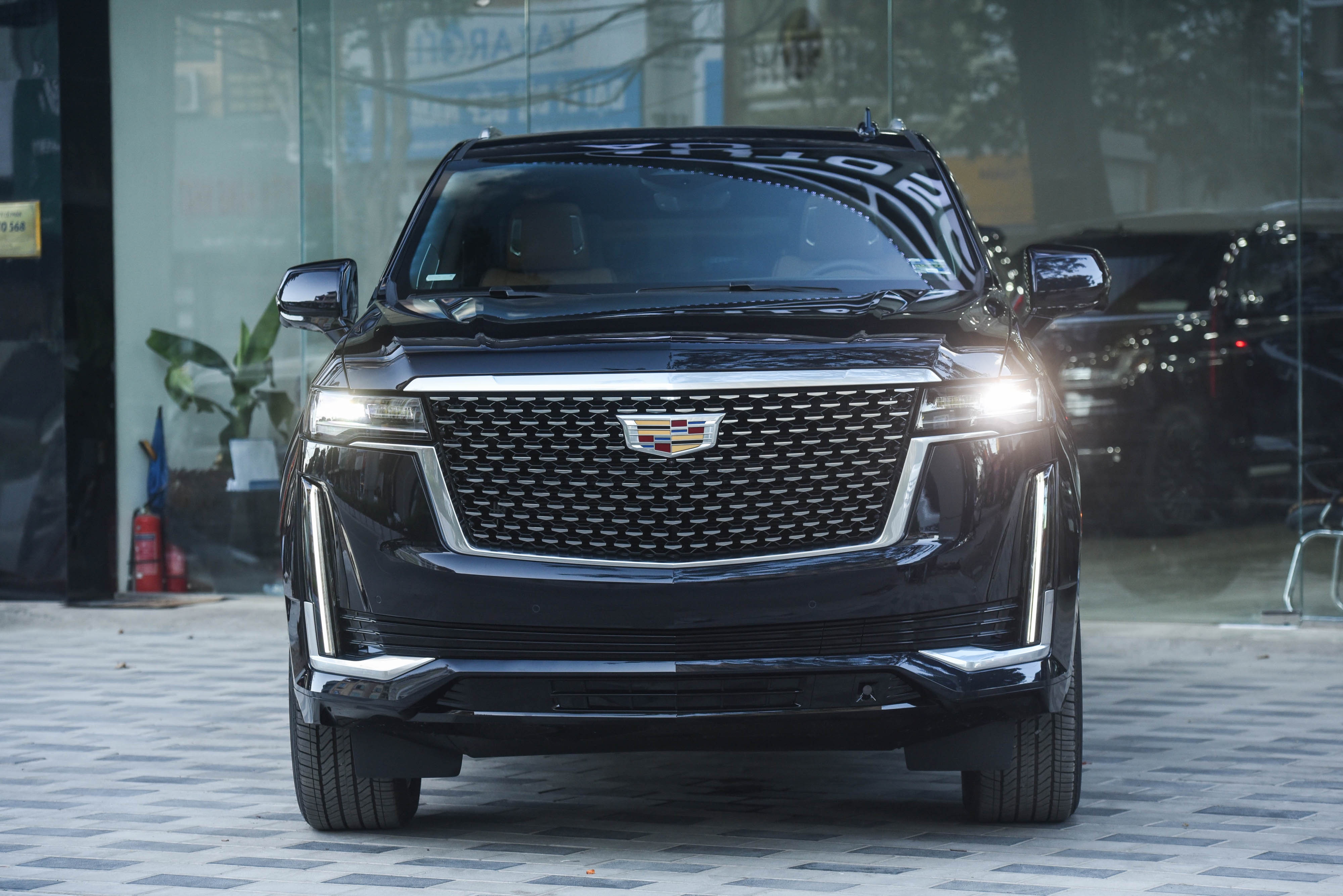 Mercedes-AMG G 36 và Cadillac Escalade 2021 ảnh 5 Mercedes-AMG G 36 va Cadillac Escalade 2021 anh 5