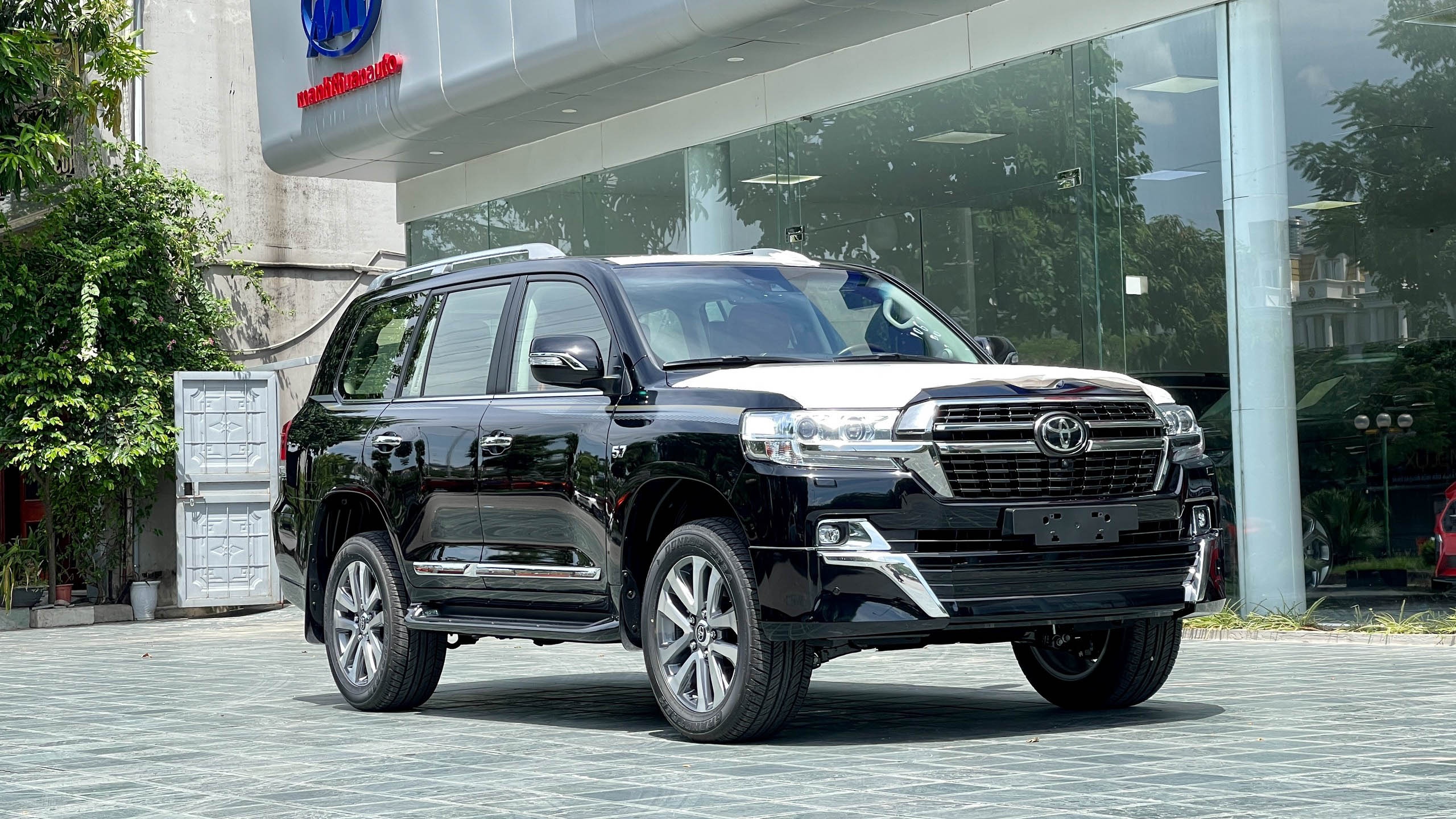 Toyota Land Cruiser 2021 tai Viet Nam anh 21