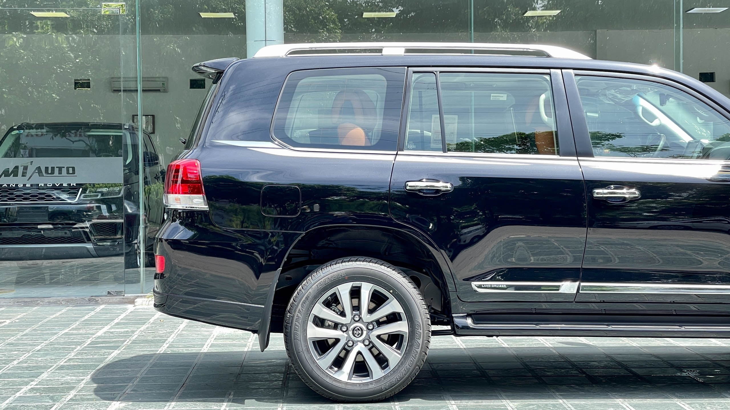 Toyota Land Cruiser 2021 tại Việt Nam ảnh 8 Toyota Land Cruiser 2021 tai Viet Nam anh 8