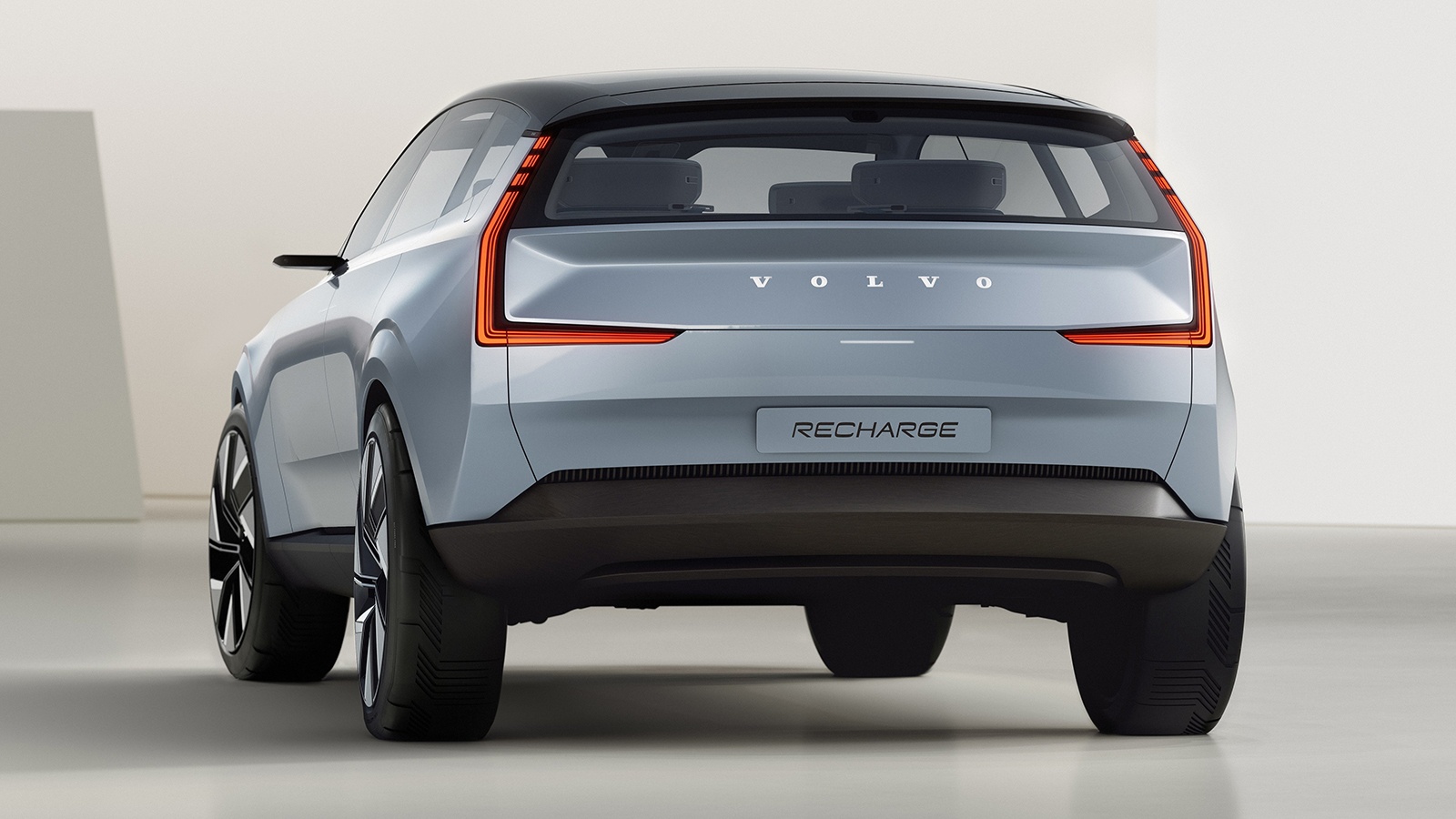 xe dien Volvo Concept Recharge anh 3