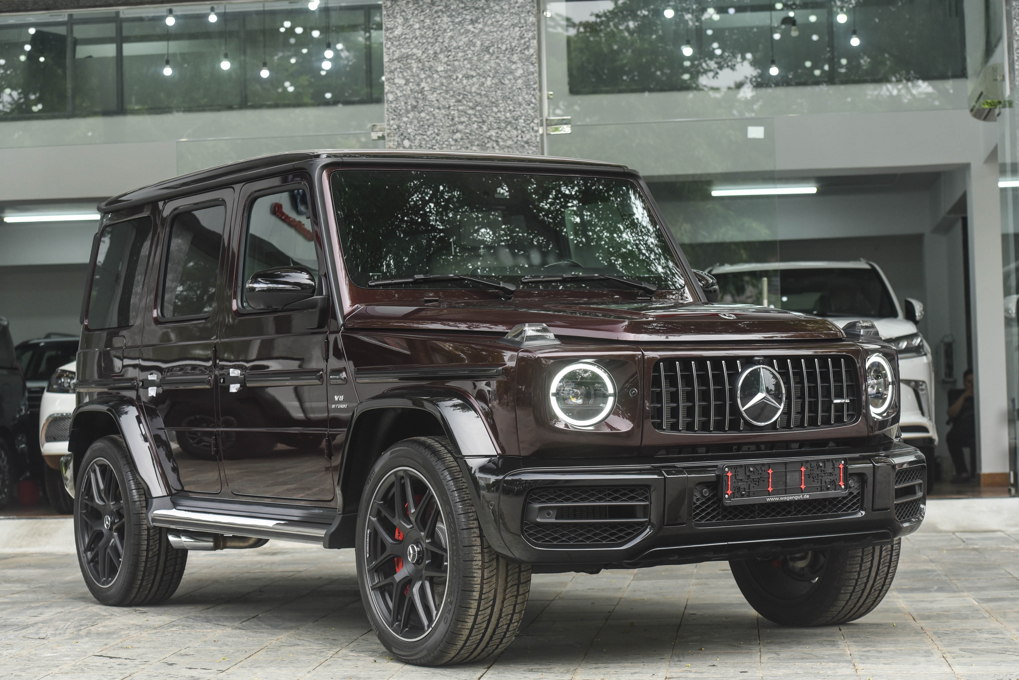 Mercedes-AMG G 63 bi dung ban anh 1