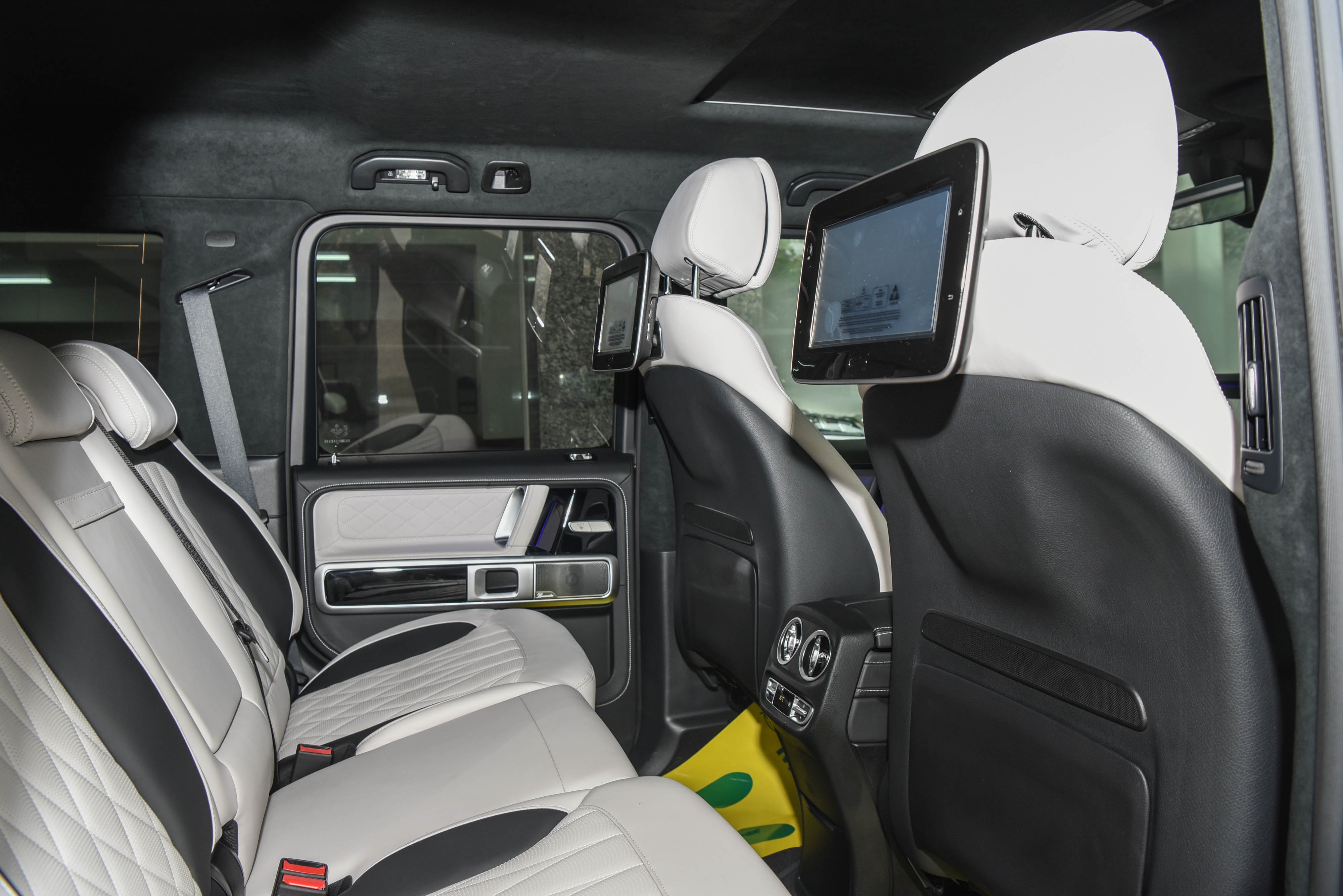 chi tiết Mercedes-AMG G 63 màu độc ảnh 10 chi tiet Mercedes-AMG G 63 mau doc anh 10