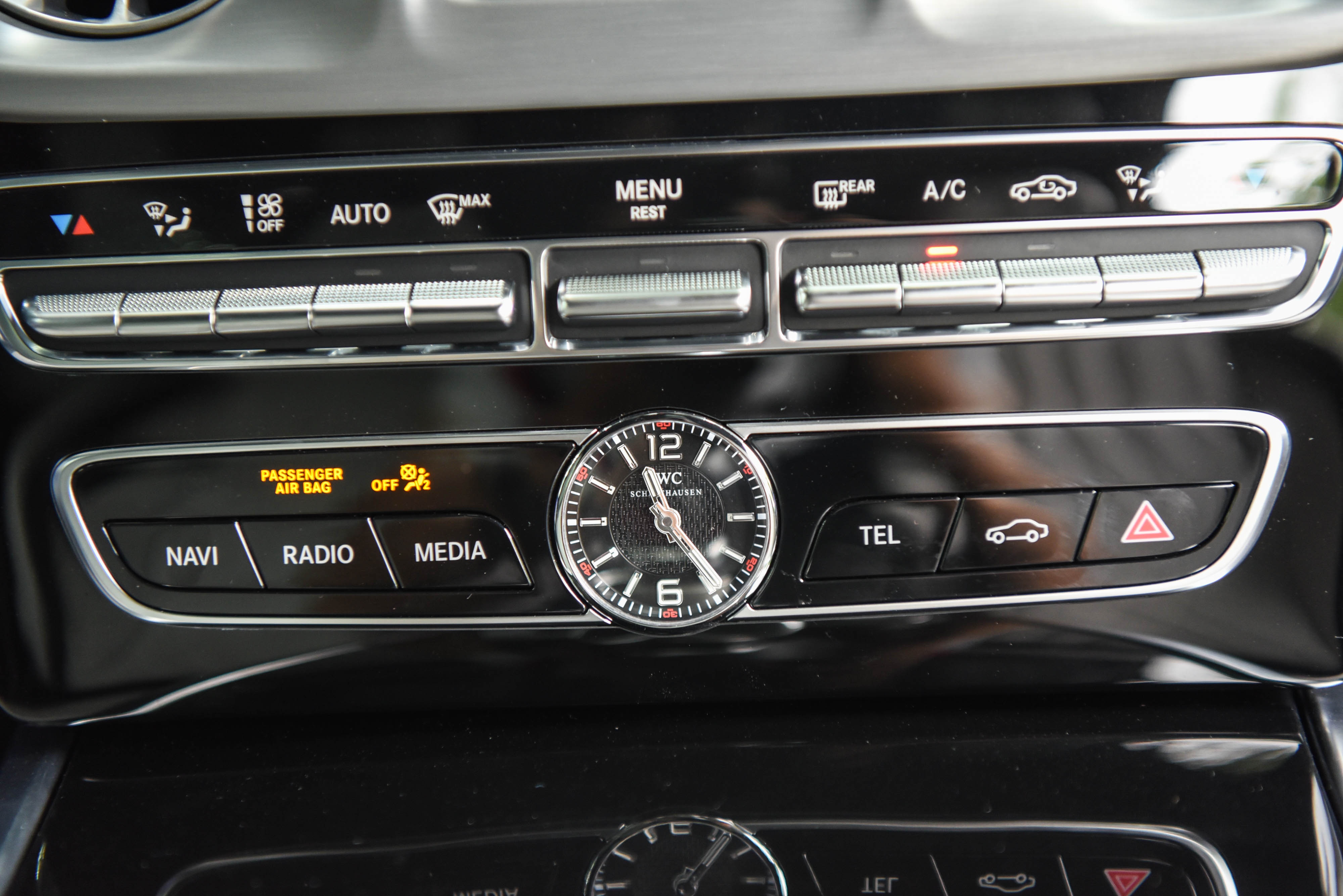 chi tiết Mercedes-AMG G 63 màu độc ảnh 14 chi tiet Mercedes-AMG G 63 mau doc anh 14