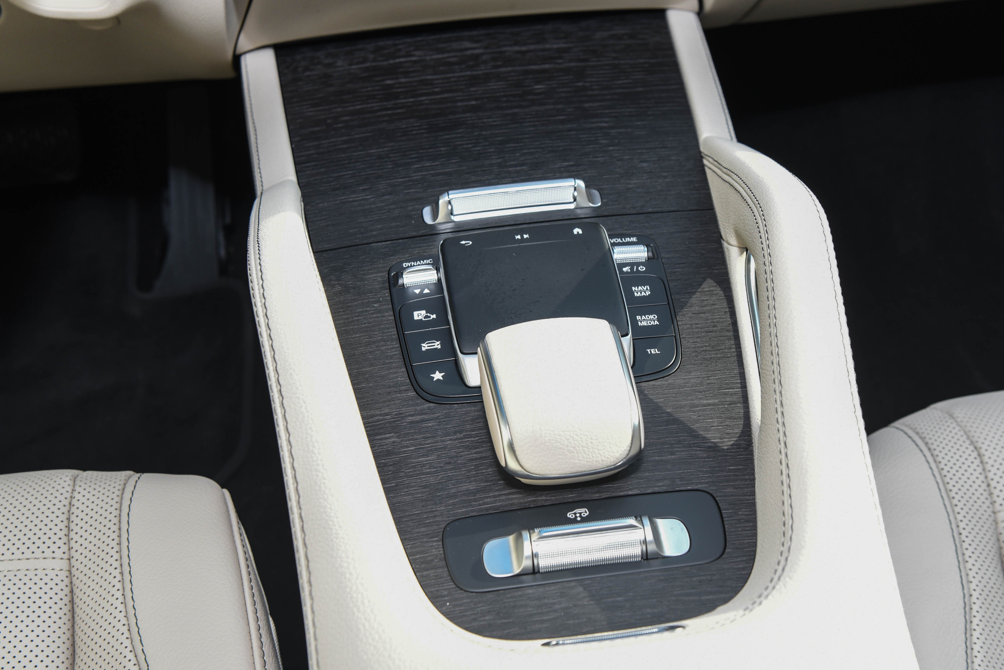 chi tiết Mercedes GLS 2021 tại Việt Nam ảnh 10 chi tiet Mercedes GLS 2021 tai Viet Nam anh 10