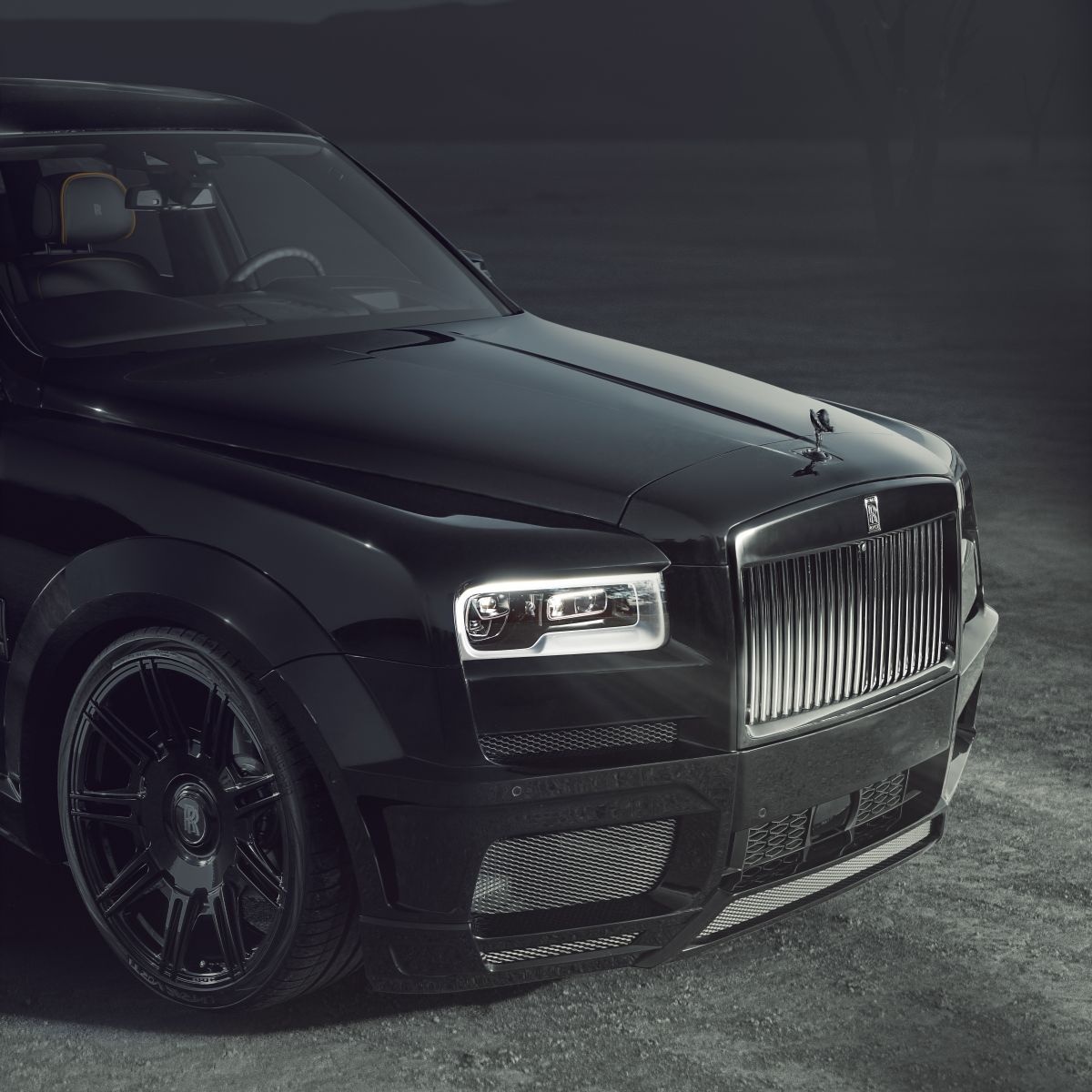 Rolls-Royce Cullinan độ thân rộng ảnh 6 Rolls-Royce Cullinan do than rong anh 6