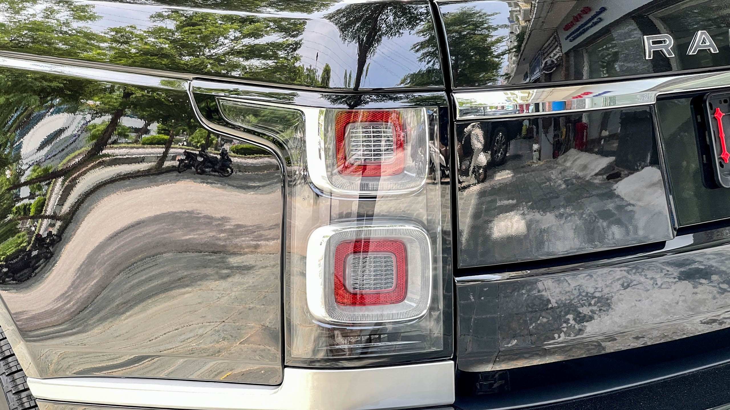 Range Rover SVAutobiography 2021 tại Việt Nam ảnh 6 Range Rover SVAutobiography 2021 tai Viet Nam anh 6