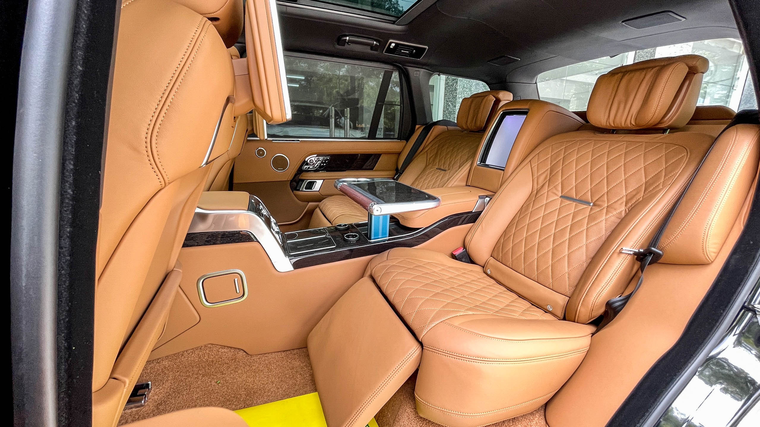 Range Rover SVAutobiography 2021 tại Việt Nam ảnh 13 Range Rover SVAutobiography 2021 tai Viet Nam anh 13