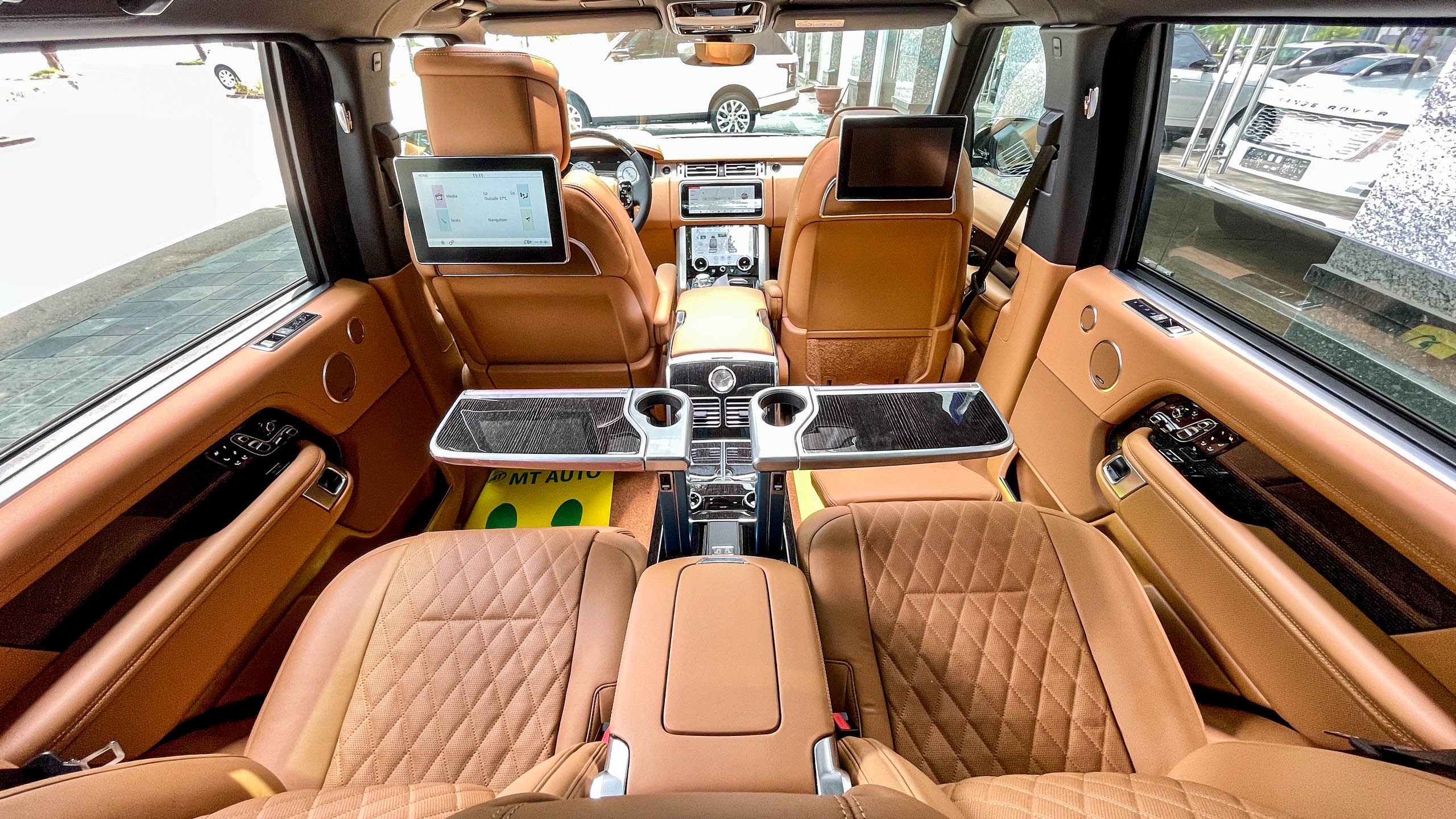 Range Rover SVAutobiography 2021 tai Viet Nam anh 12