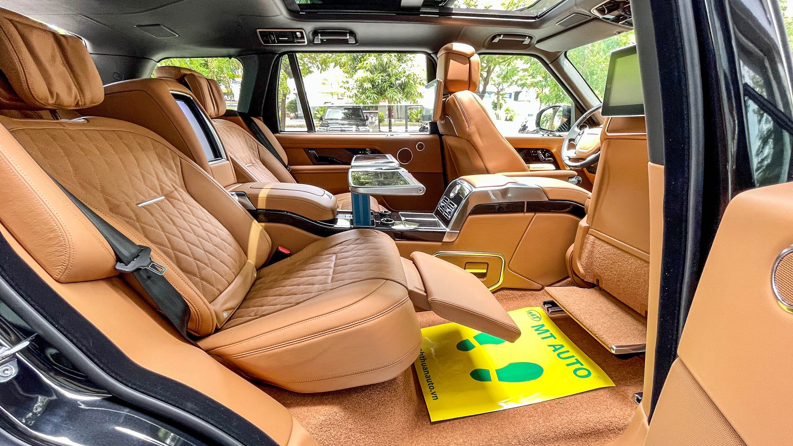 Range Rover SVAutobiography 2021 tại Việt Nam ảnh 14 Range Rover SVAutobiography 2021 tai Viet Nam anh 14