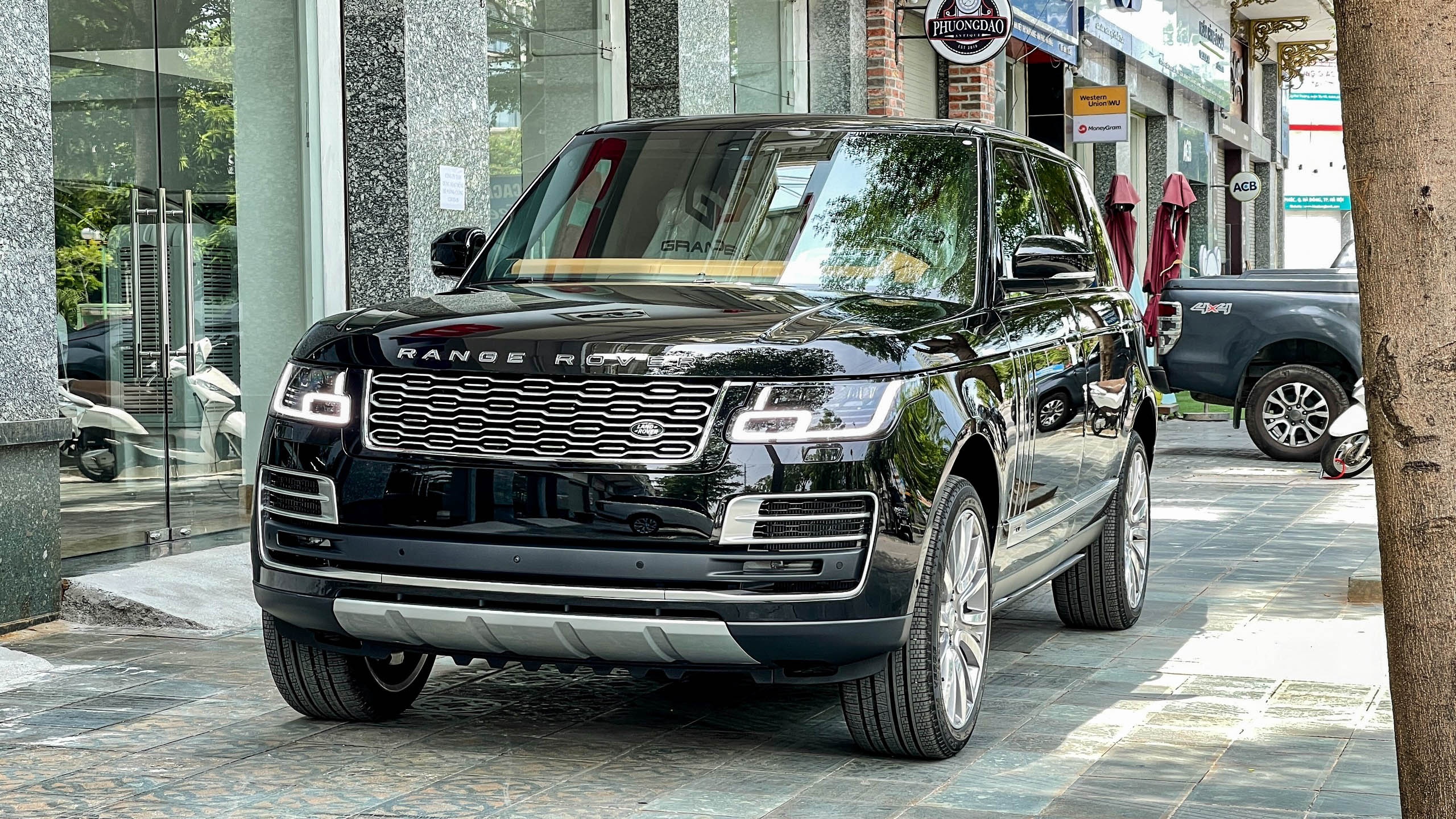 Range Rover SVAutobiography 2021 tai Viet Nam anh 18