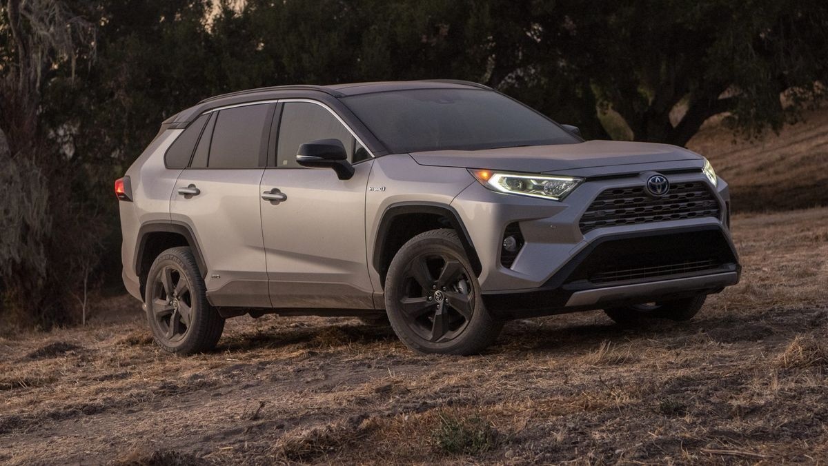 giá ôtô cũ cao hơn giá xe mới ảnh 1 gia oto cu cao hon gia xe moi anh 1