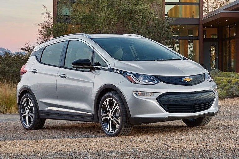 Tat ca xe dien Chevrolet Bolt bi trieu hoi vi nguy co chay hinh anh