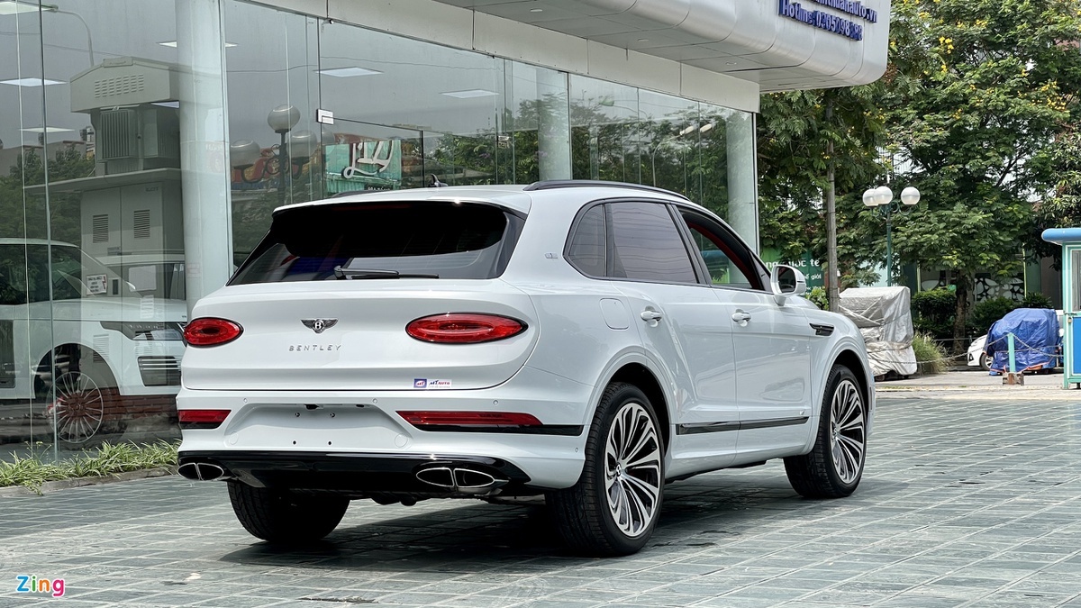 SUV hơn 10 tỷ đồng tại Việt Nam ảnh 3 SUV hon 10 ty dong tai Viet Nam anh 3