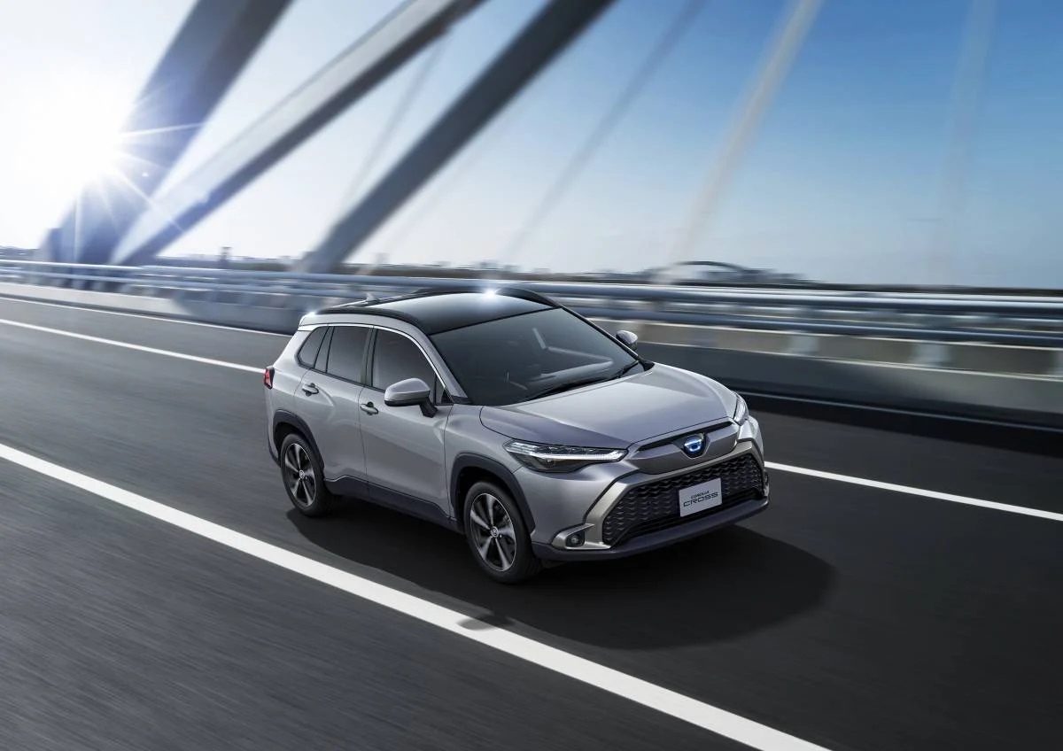 Toyota Corolla Cross 2021 ra mat Nhat Ban anh 10