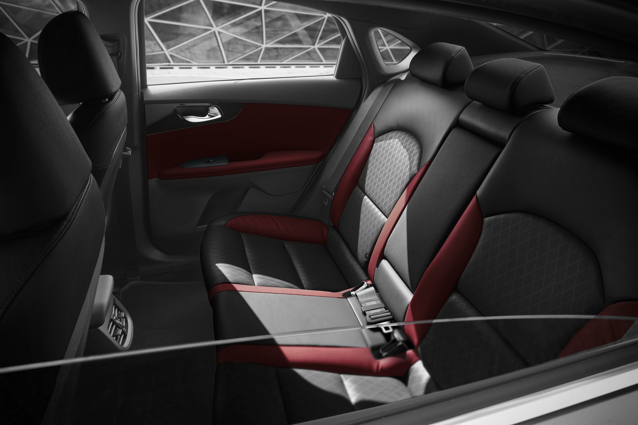 So sánh Kia K3 và Hyundai Kona ảnh 10 So sanh Kia K3 va Hyundai Kona anh 10