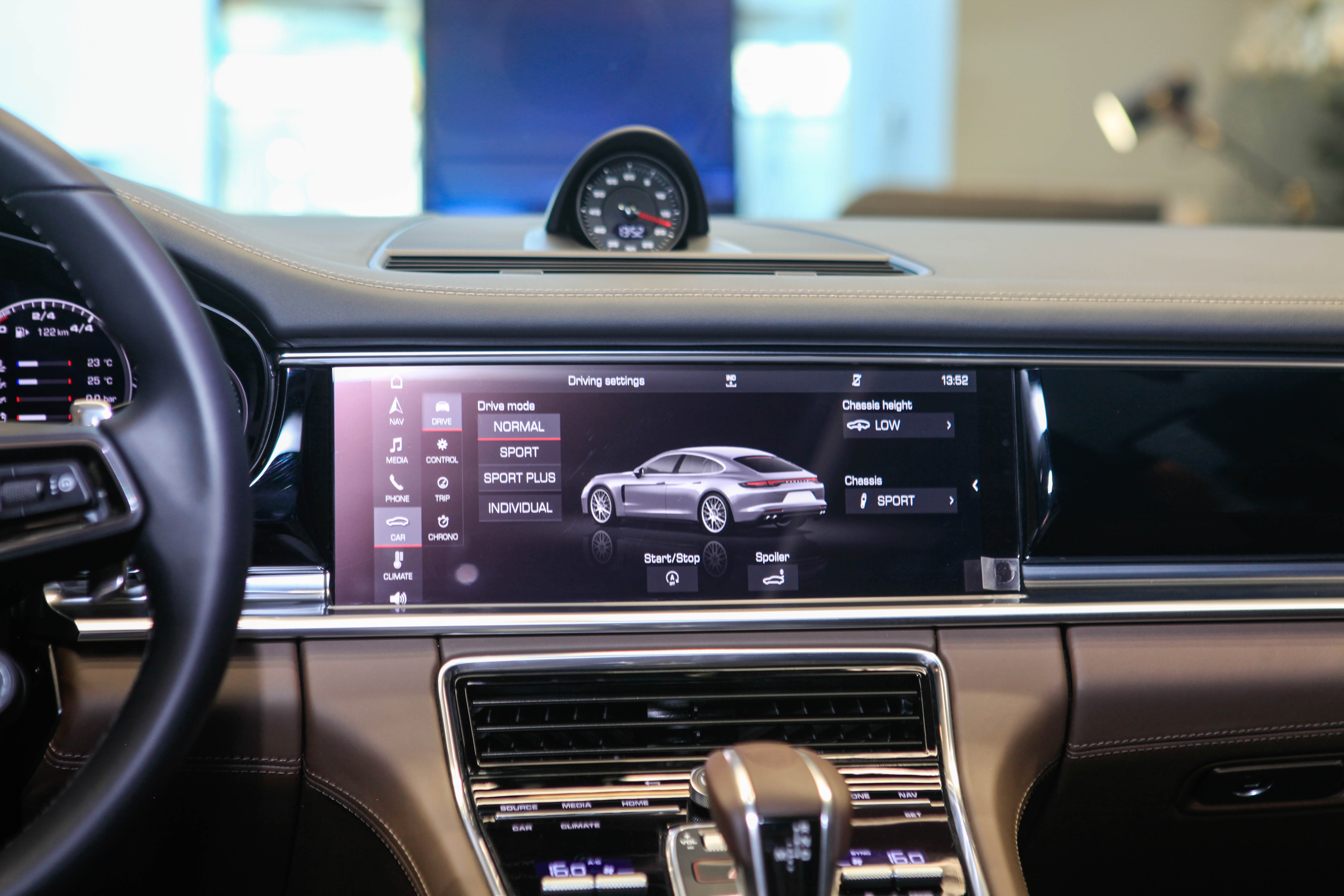 Porsche Panamera 2021 tại Việt Nam ảnh 11 Porsche Panamera 2021 tai Viet Nam anh 11