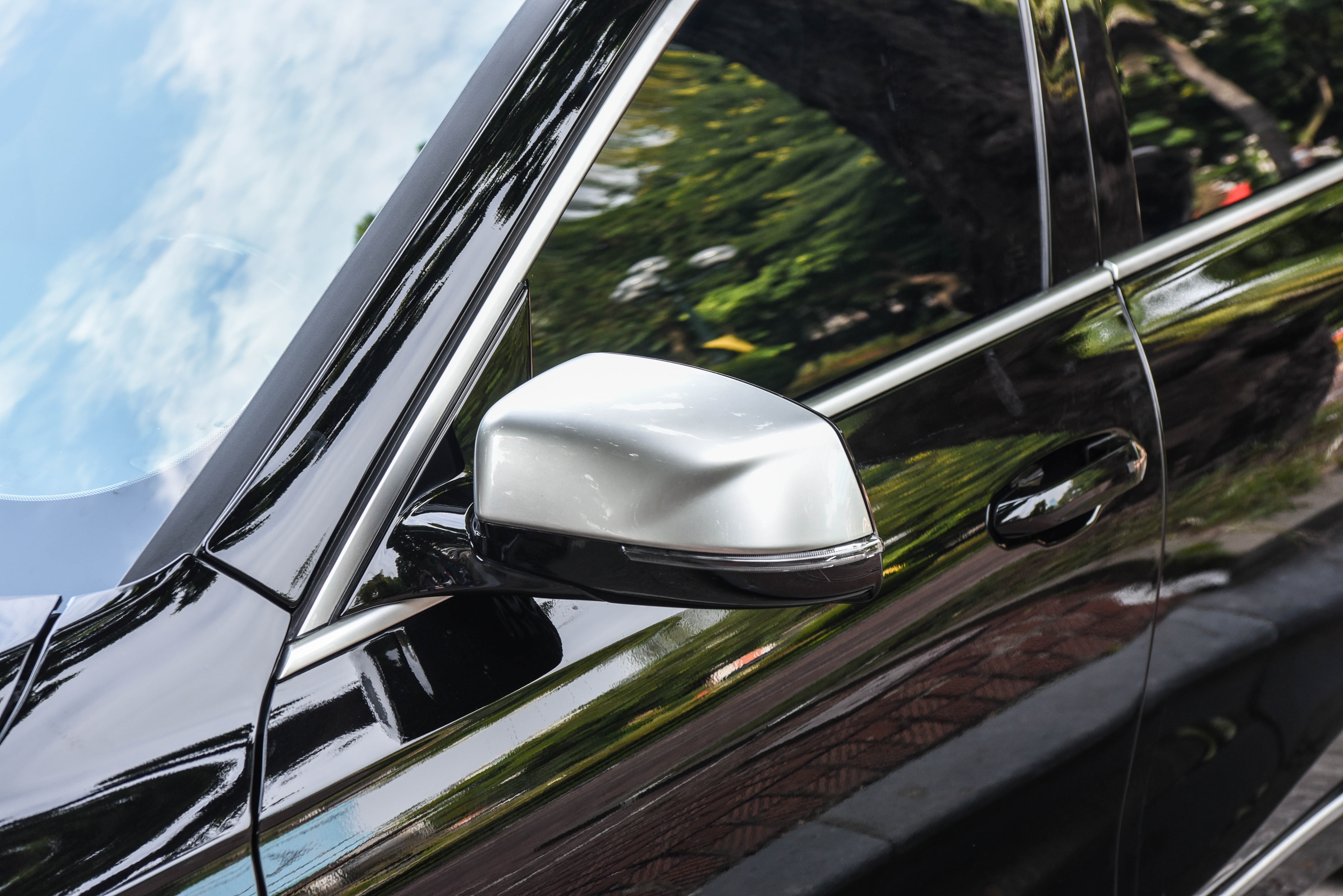 VinFast Lux A2.0 độ nội thất giống Mercedes ảnh 4 VinFast Lux A2.0 do noi that giong Mercedes anh 4