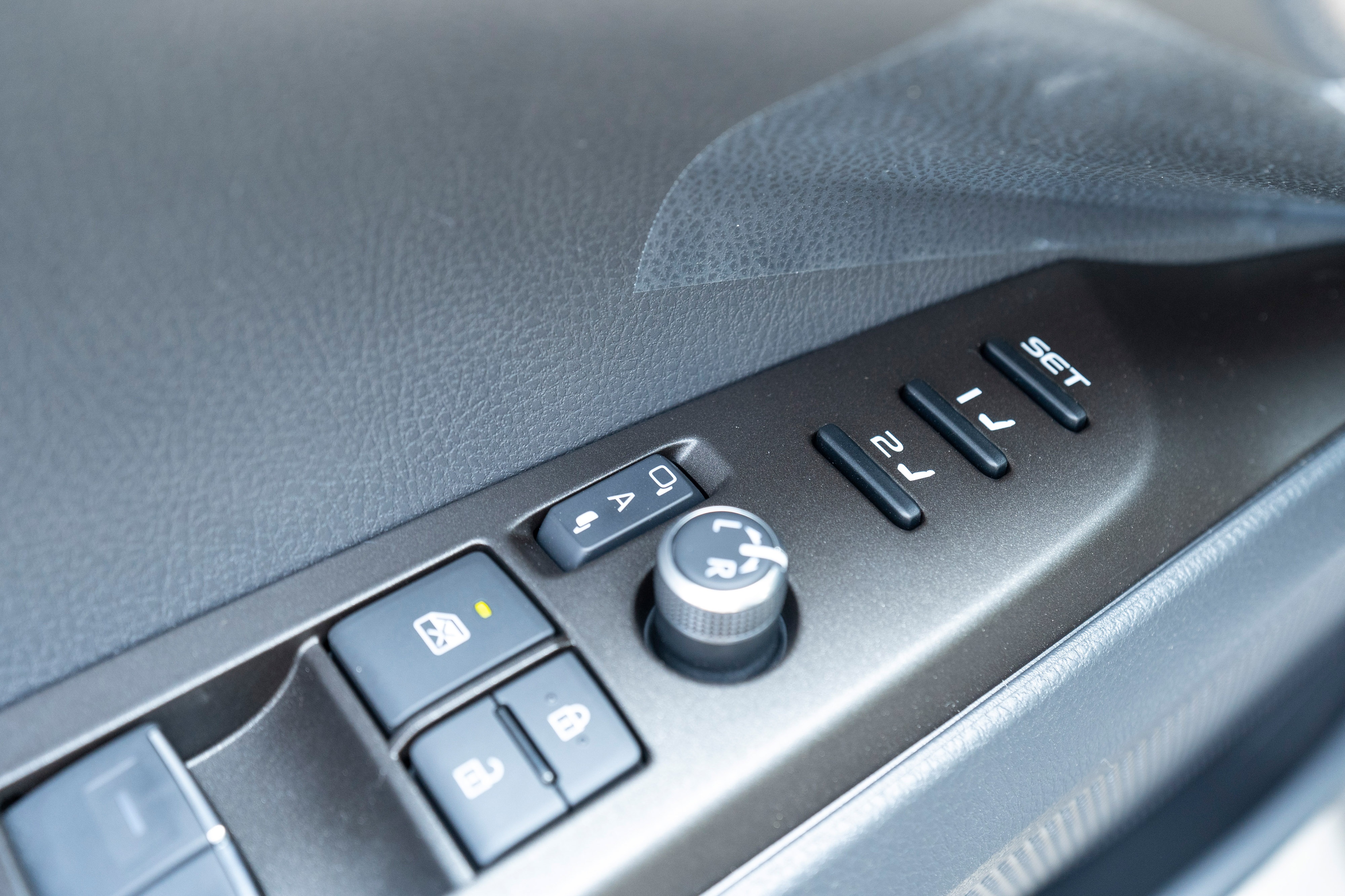 chi tiết Toyota Camry 2.5HV 2022 ảnh 20 chi tiet Toyota Camry 2.5HV 2022 anh 20